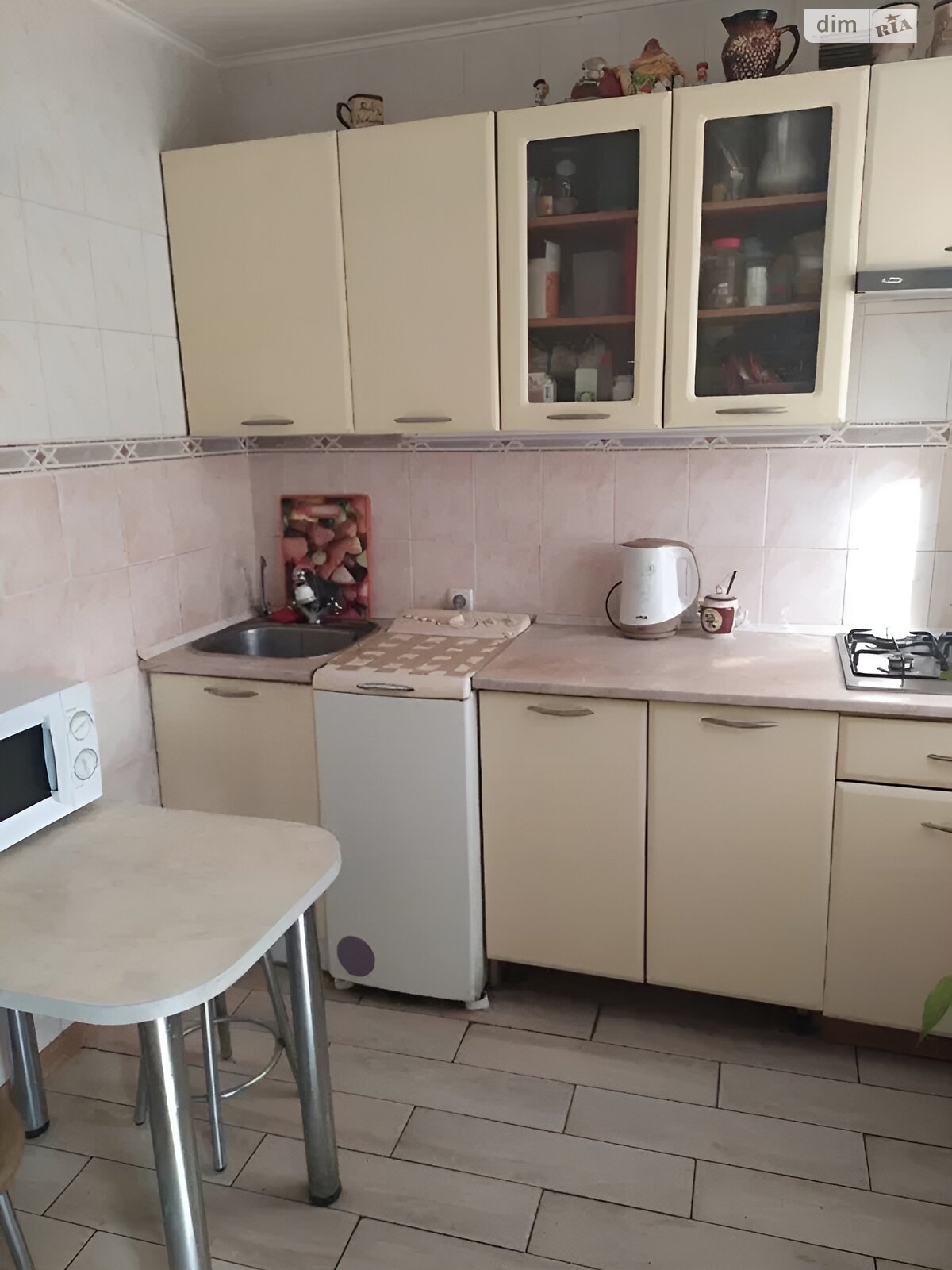 двокімнатна квартира в Києві, район Соцмісто, на вул. Тампере в довготривалу оренду помісячно фото 1 двокімнатна квартира в Києві, район Соцмісто, на вул. Тампере в довготривалу оренду помісячно фото 1