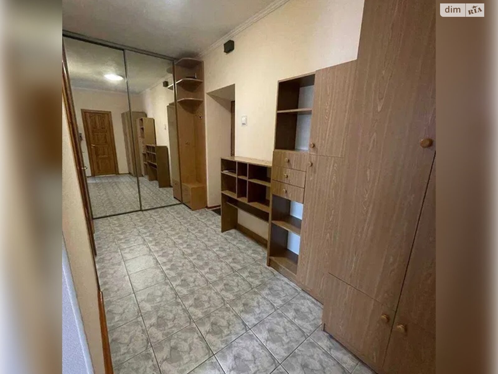 однокомнатная квартира с ремонтом в Киеве, район Соцгород, на бул. Верховного Совета 21Б в аренду на долгий срок помесячно фото 1 однокомнатная квартира с ремонтом в Киеве, район Соцгород, на бул. Верховного Совета 21Б в аренду на долгий срок помесячно фото 1