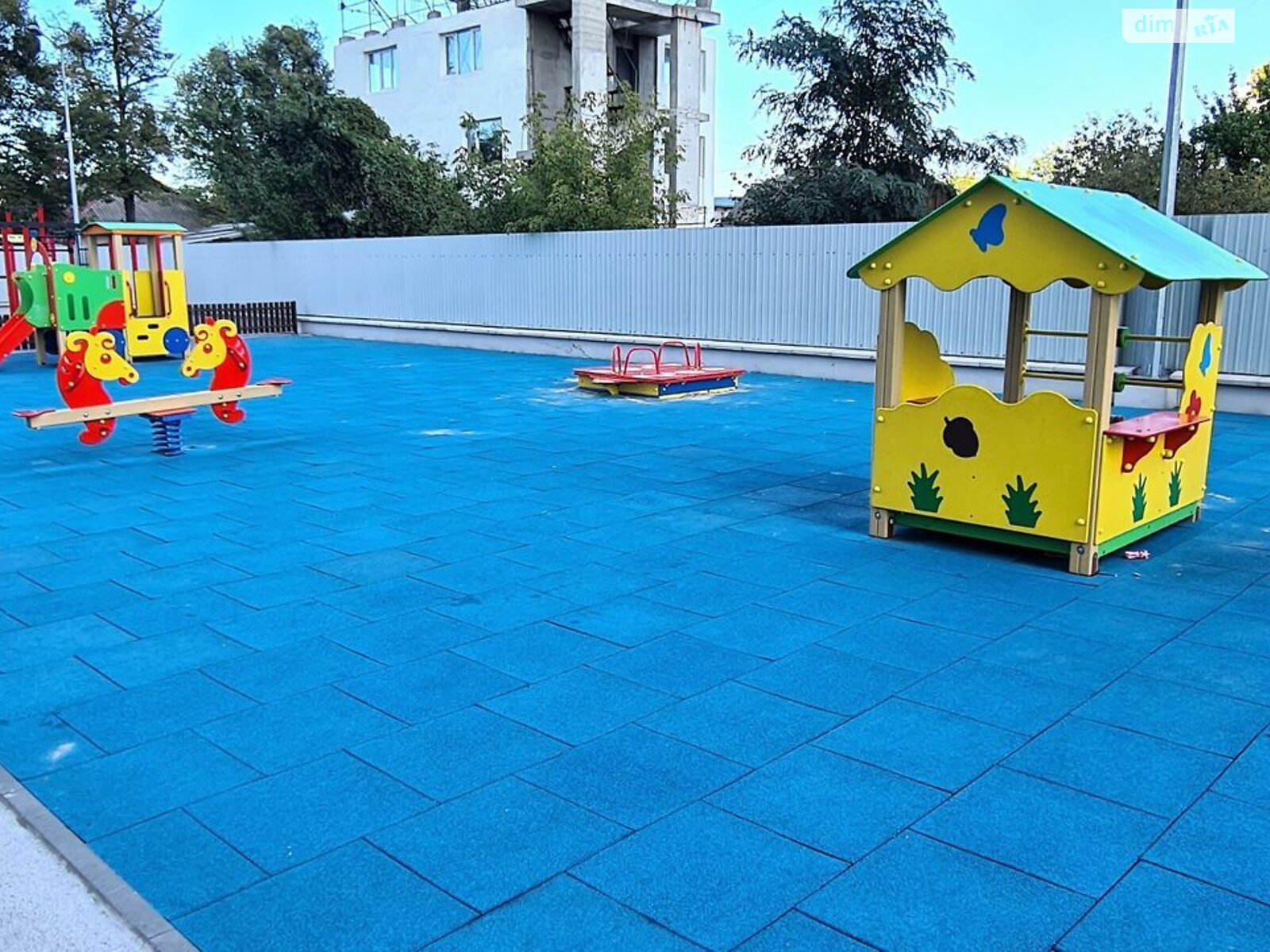 двухкомнатная квартира в Киеве, район Старая Дарница, на ул. Гродненская 14 в аренду на долгий срок помесячно фото 1 двухкомнатная квартира в Киеве, район Старая Дарница, на ул. Гродненская 14 в аренду на долгий срок помесячно фото 1