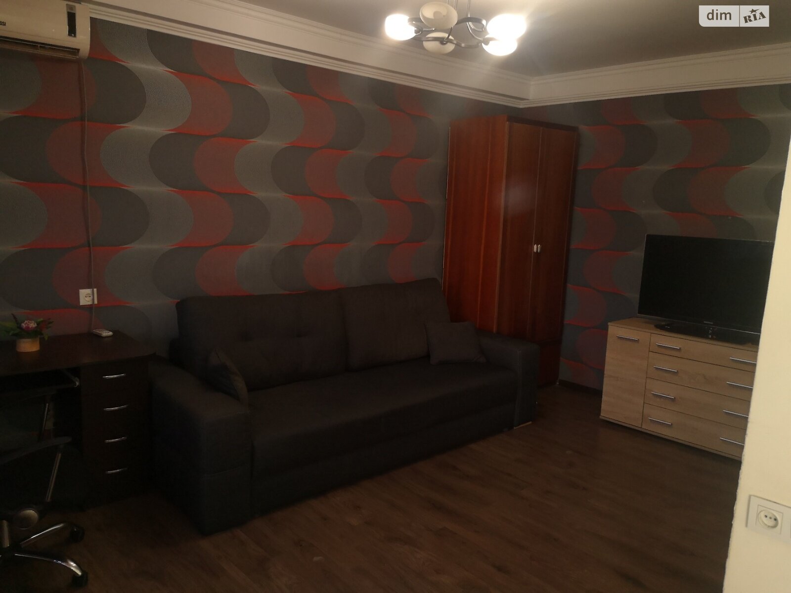 однокімнатна квартира в Києві, район Стара Дарниця, на шосе Харківське 5 в довготривалу оренду помісячно фото 1 однокімнатна квартира в Києві, район Стара Дарниця, на шосе Харківське 5 в довготривалу оренду помісячно фото 1