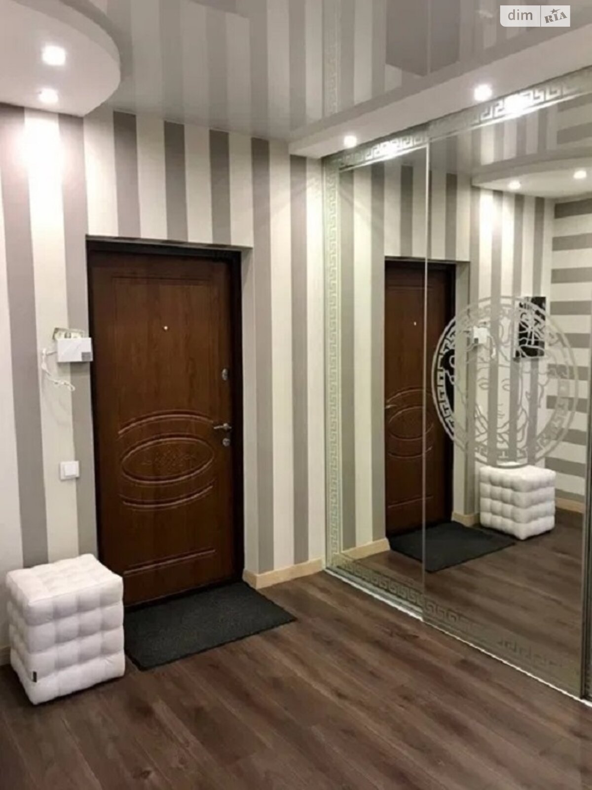 однокімнатна квартира в Києві, район Стара Дарниця, на шосе Харківське 19 в довготривалу оренду помісячно фото 1 однокімнатна квартира в Києві, район Стара Дарниця, на шосе Харківське 19 в довготривалу оренду помісячно фото 1