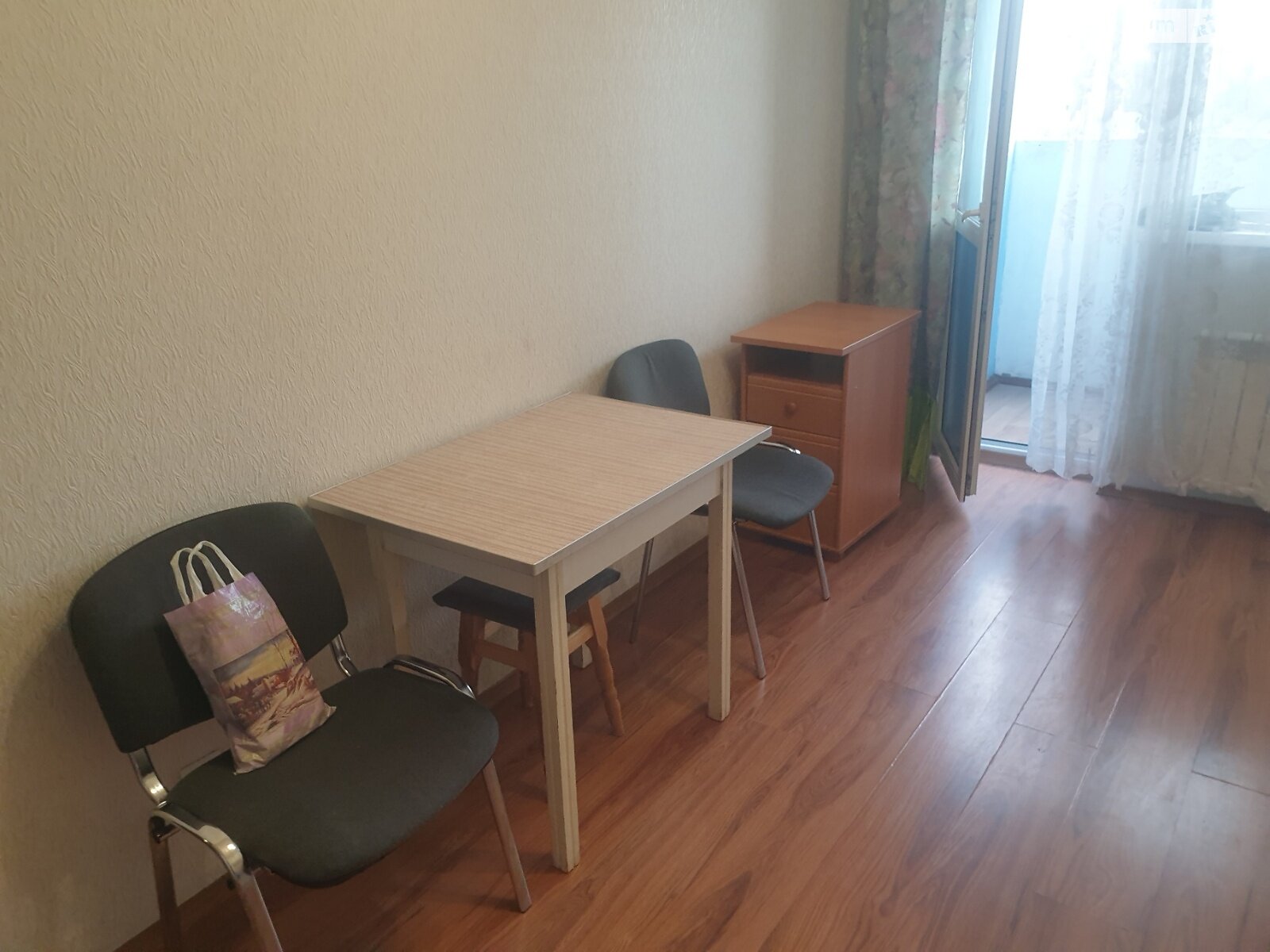 однокімнатна квартира в Києві, район Стара Дарниця, на пров. Лобачевського 7А в довготривалу оренду помісячно фото 1 однокімнатна квартира в Києві, район Стара Дарниця, на пров. Лобачевського 7А в довготривалу оренду помісячно фото 1