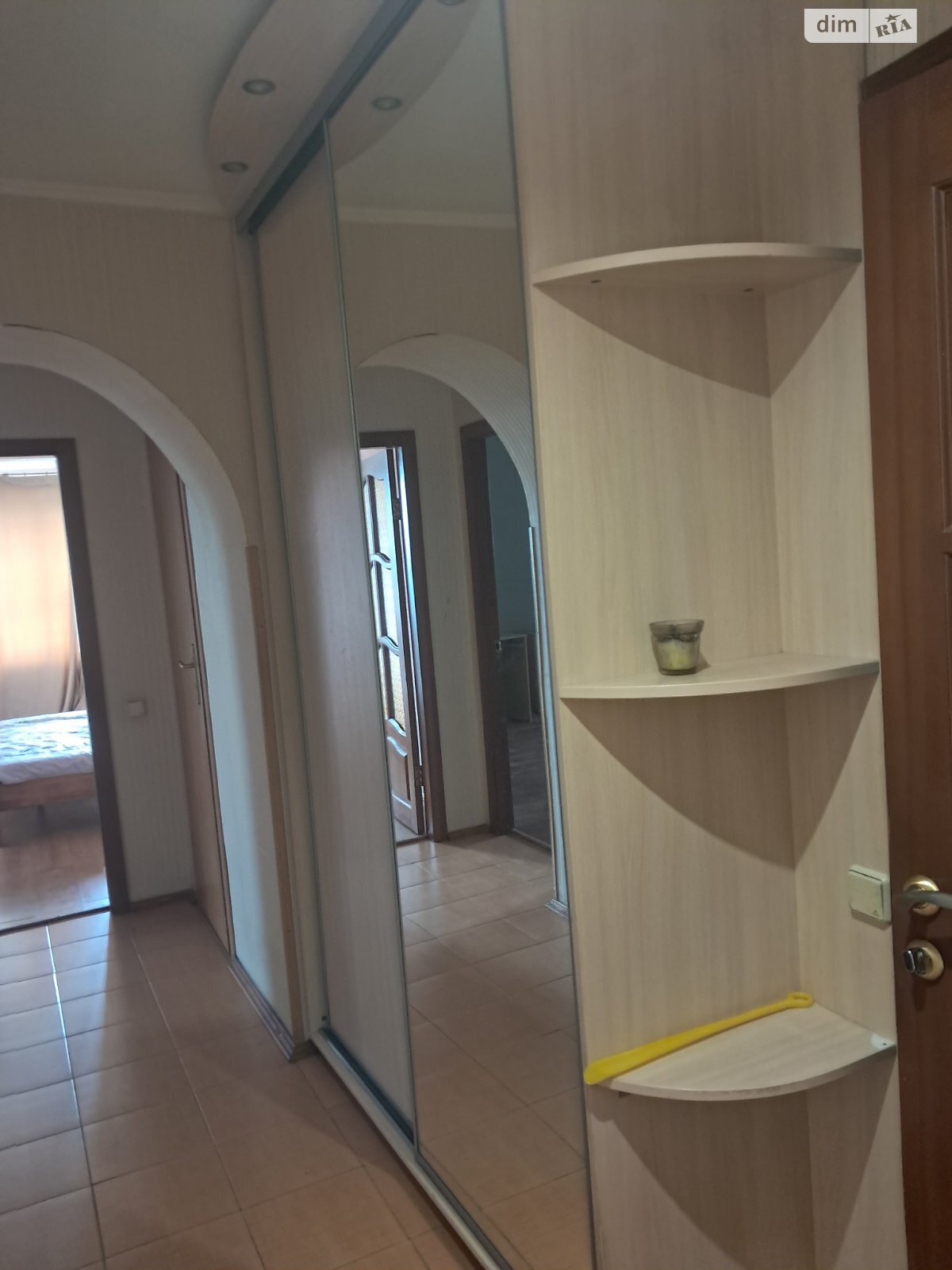 трикімнатна квартира в Києві, район Дніпровський, на вул. Новаторів 9 в довготривалу оренду помісячно фото 1 трикімнатна квартира в Києві, район Дніпровський, на вул. Новаторів 9 в довготривалу оренду помісячно фото 1