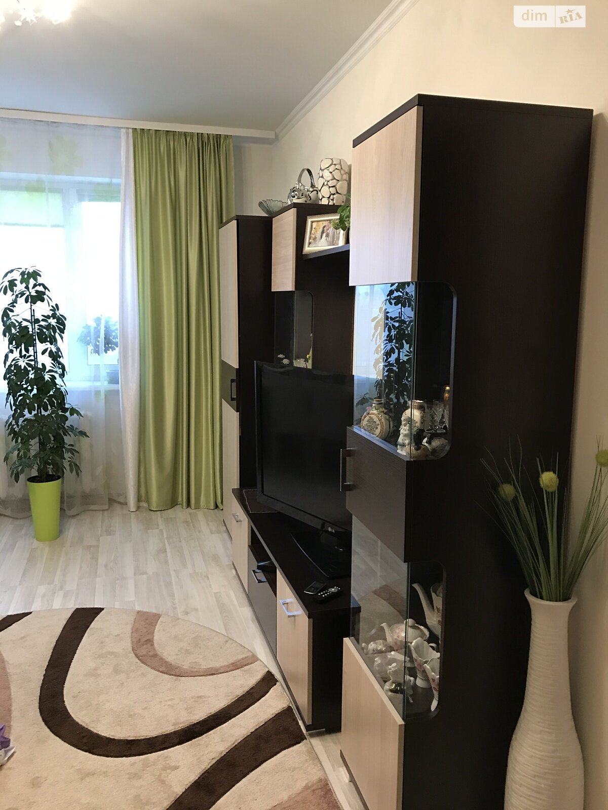 двухкомнатная квартира в Киеве, район Старая Дарница, на ул. Новаторов 22А в аренду на долгий срок помесячно фото 1 двухкомнатная квартира в Киеве, район Старая Дарница, на ул. Новаторов 22А в аренду на долгий срок помесячно фото 1