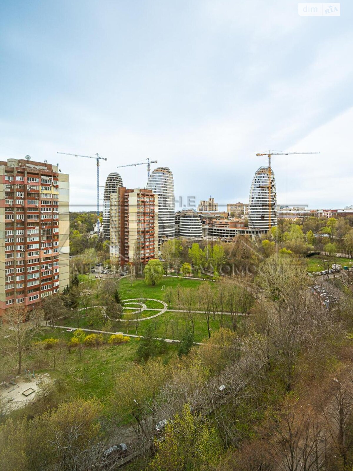 однокімнатна квартира в Києві, район Печерський, на вул. Старонаводницька в довготривалу оренду помісячно фото 1 однокімнатна квартира в Києві, район Печерський, на вул. Старонаводницька в довготривалу оренду помісячно фото 1