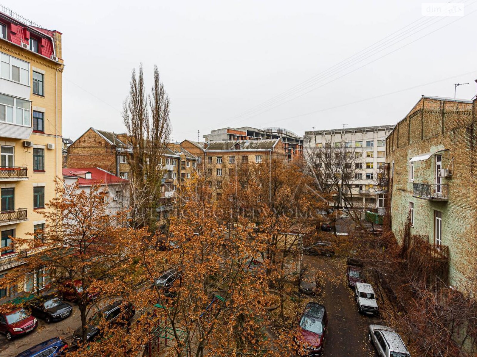 п`ятикімнатна квартира в Києві, район Старий Київ, на вул. Велика Житомирська 27 в довготривалу оренду помісячно фото 1 п`ятикімнатна квартира в Києві, район Старий Київ, на вул. Велика Житомирська 27 в довготривалу оренду помісячно фото 1