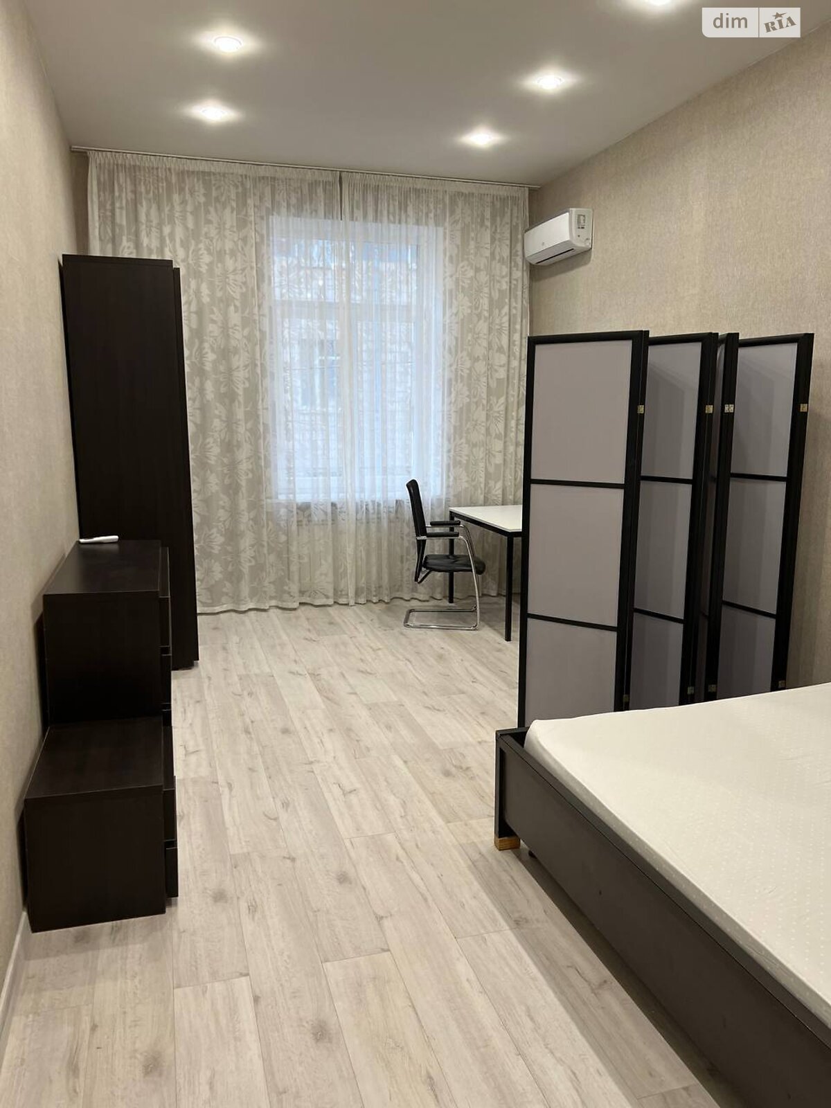 двокімнатна квартира в Києві, район Старий Київ, на вул. Малопідвальна 21/8 в довготривалу оренду помісячно фото 1 двокімнатна квартира в Києві, район Старий Київ, на вул. Малопідвальна 21/8 в довготривалу оренду помісячно фото 1