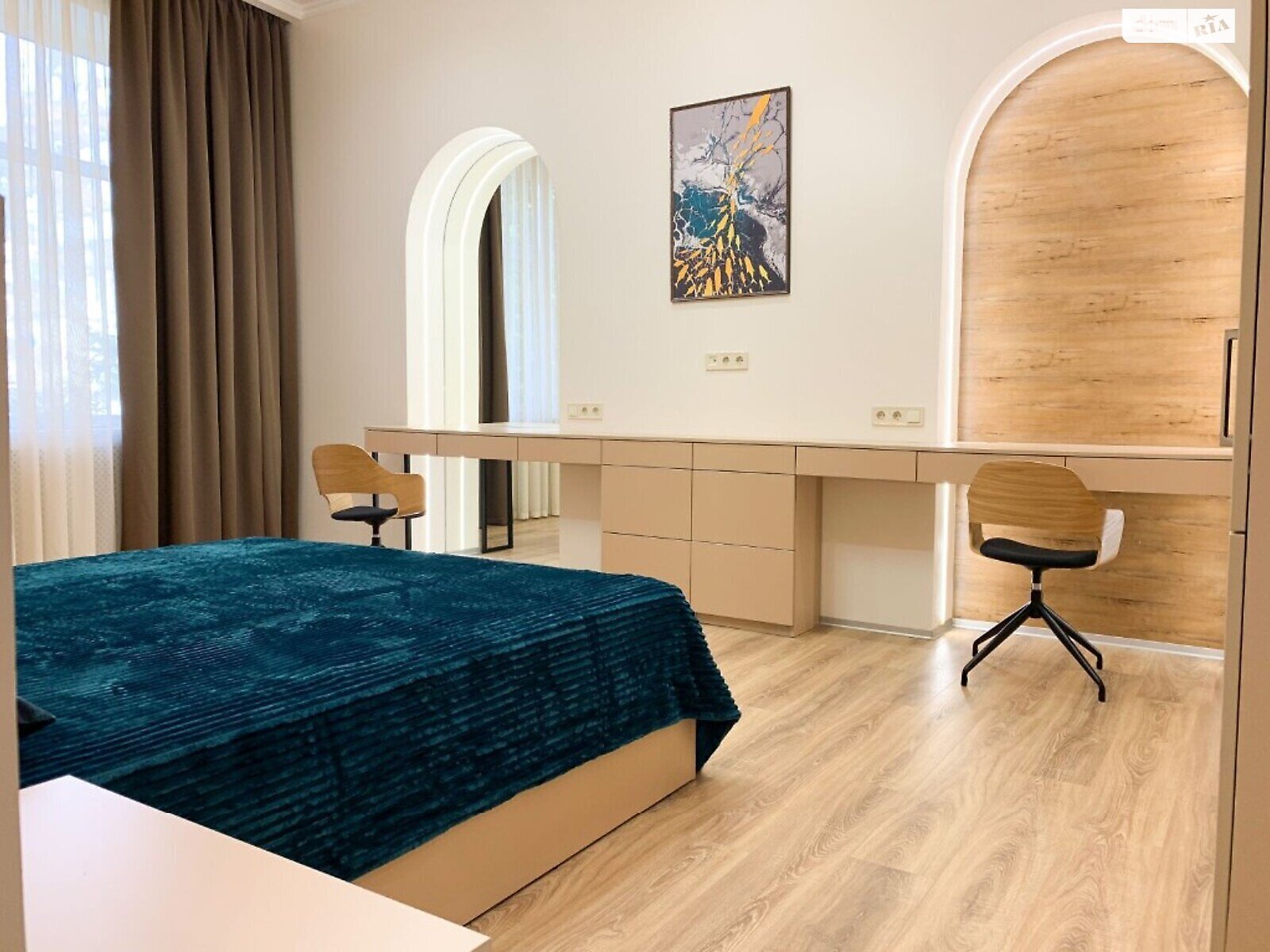 двухкомнатная квартира в Киеве, район Старый Киев, на ул. Михайловская в аренду на долгий срок помесячно фото 1