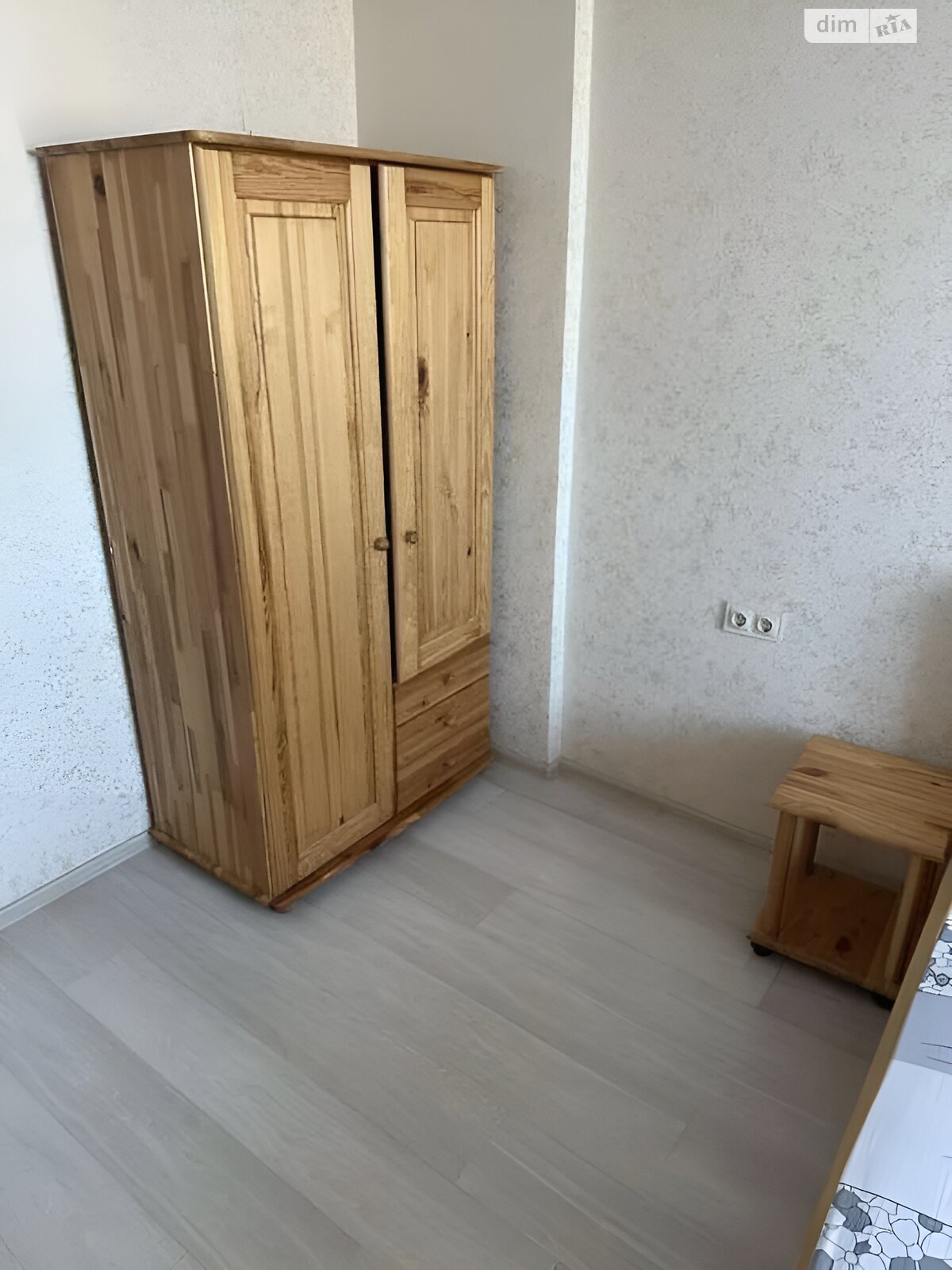 двухкомнатная квартира в Киеве, район Старый Киев, на ул. Олеся Гончара 12 в аренду на долгий срок помесячно фото 1 двухкомнатная квартира в Киеве, район Старый Киев, на ул. Олеся Гончара 12 в аренду на долгий срок помесячно фото 1