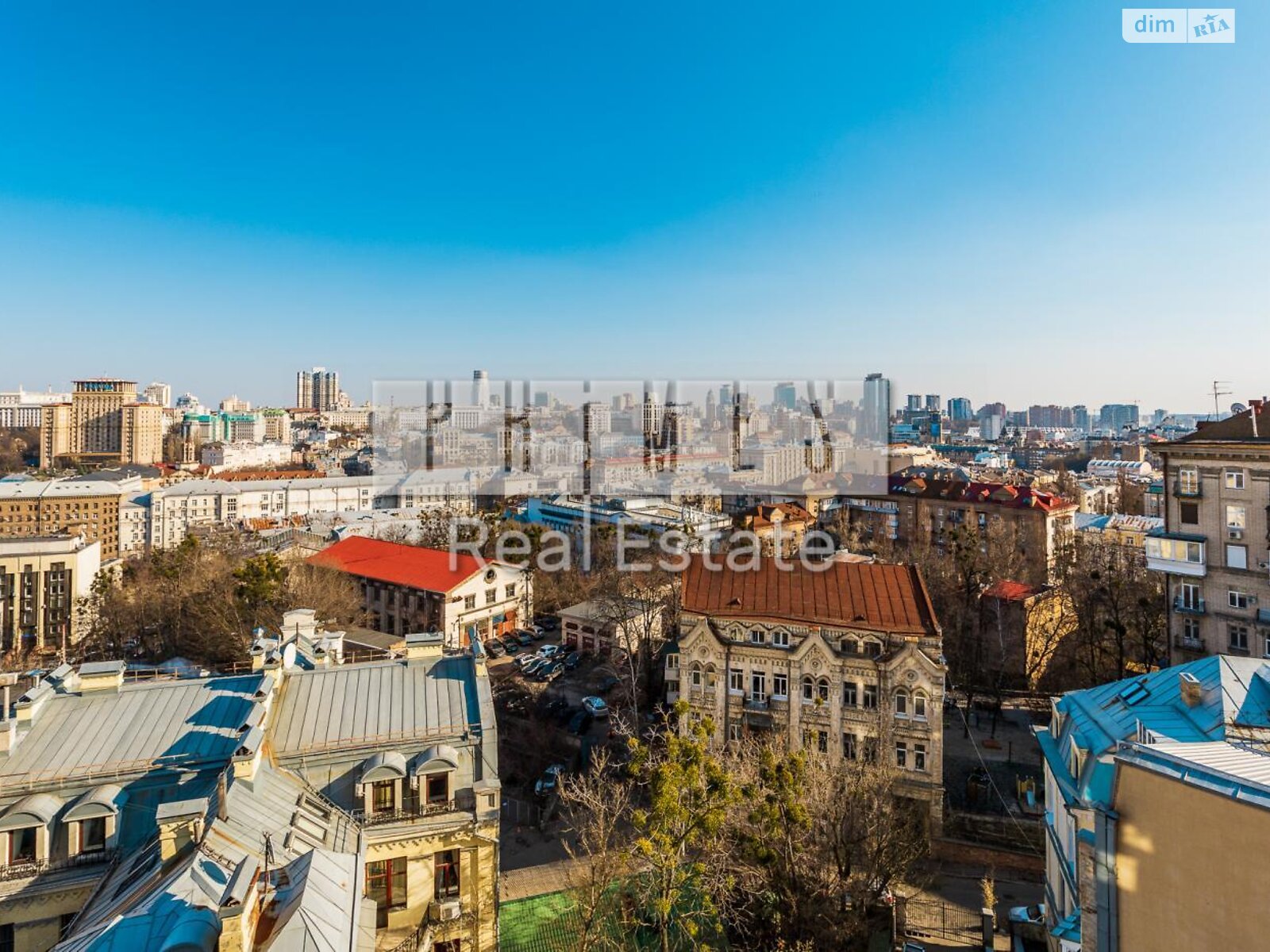 трикімнатна квартира в Києві, район Старий Київ, на вул. Паторжинського 14 в довготривалу оренду помісячно фото 1 трикімнатна квартира в Києві, район Старий Київ, на вул. Паторжинського 14 в довготривалу оренду помісячно фото 1