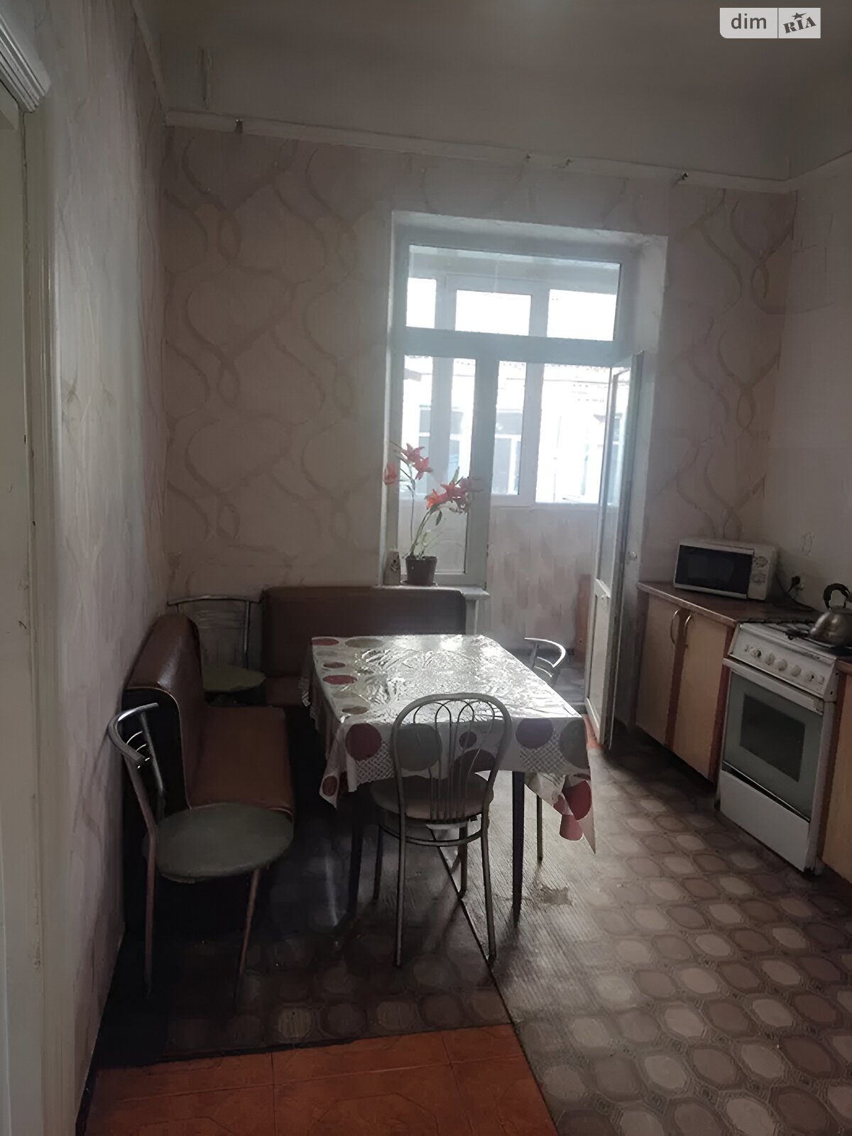 двухкомнатная квартира в Киеве, район Старый Киев, на ул. Прорезная 18 в аренду на долгий срок помесячно фото 1 двухкомнатная квартира в Киеве, район Старый Киев, на ул. Прорезная 18 в аренду на долгий срок помесячно фото 1