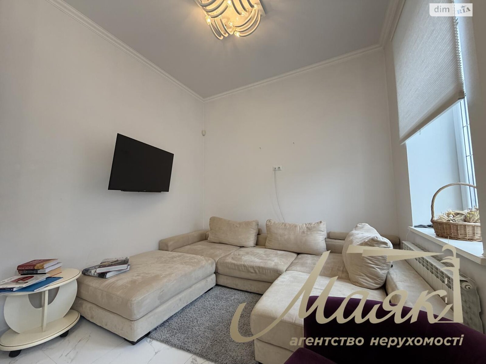 четырехкомнатная квартира в Киеве, район Старый Киев, на ул. Рейтарская 5 в аренду на долгий срок помесячно фото 1