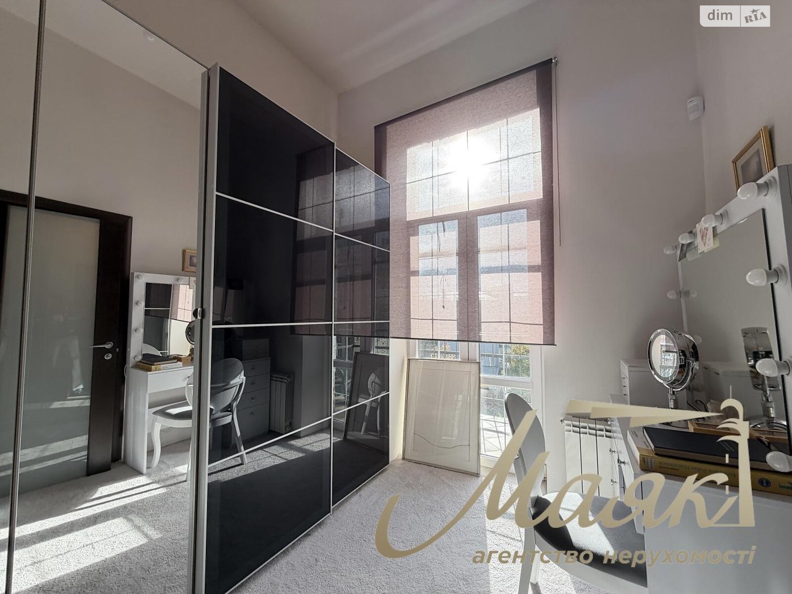 четырехкомнатная квартира в Киеве, район Старый Киев, на ул. Рейтарская 5 в аренду на долгий срок помесячно фото 1