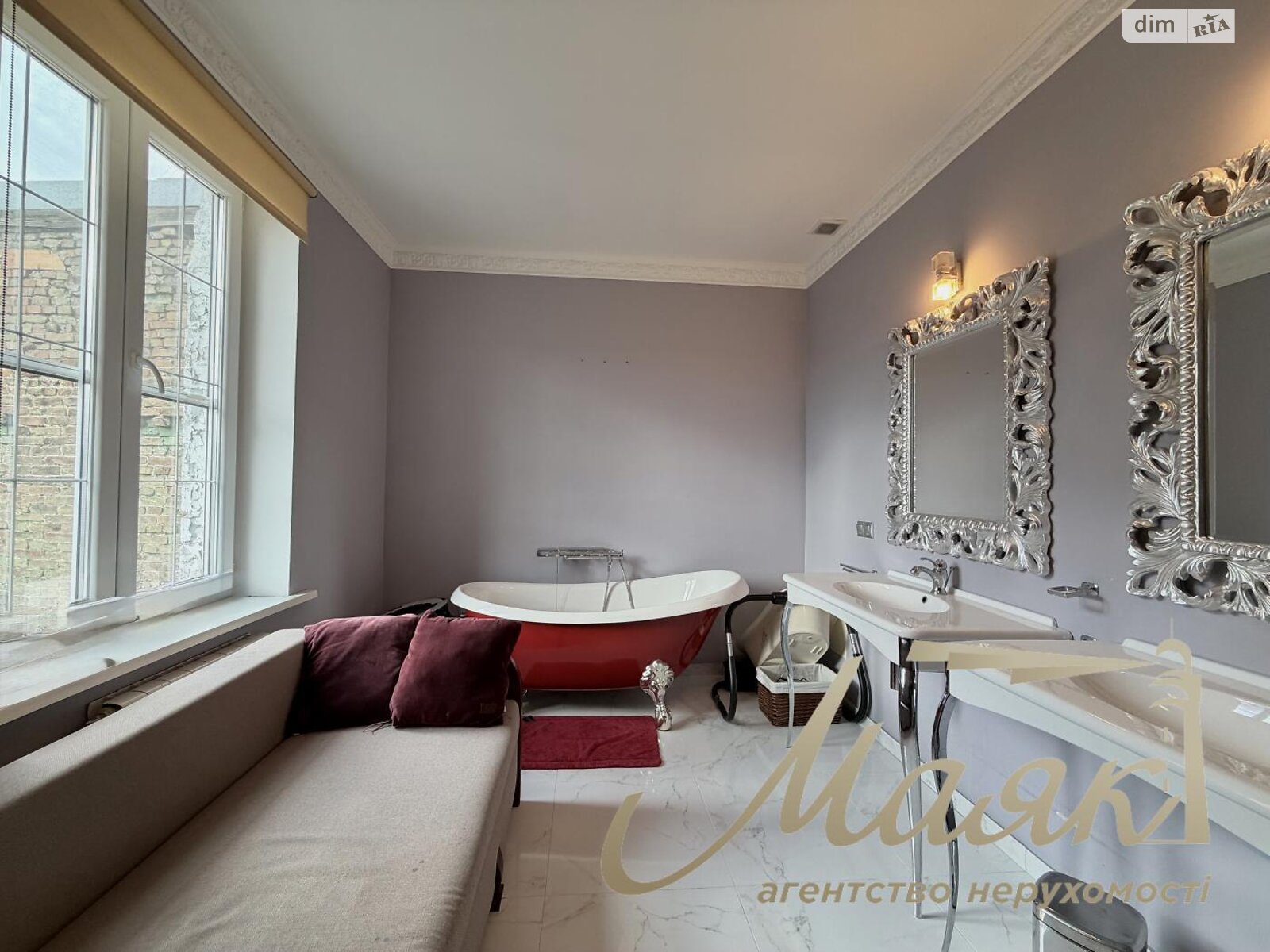 четырехкомнатная квартира в Киеве, район Старый Киев, на ул. Рейтарская 5 в аренду на долгий срок помесячно фото 1