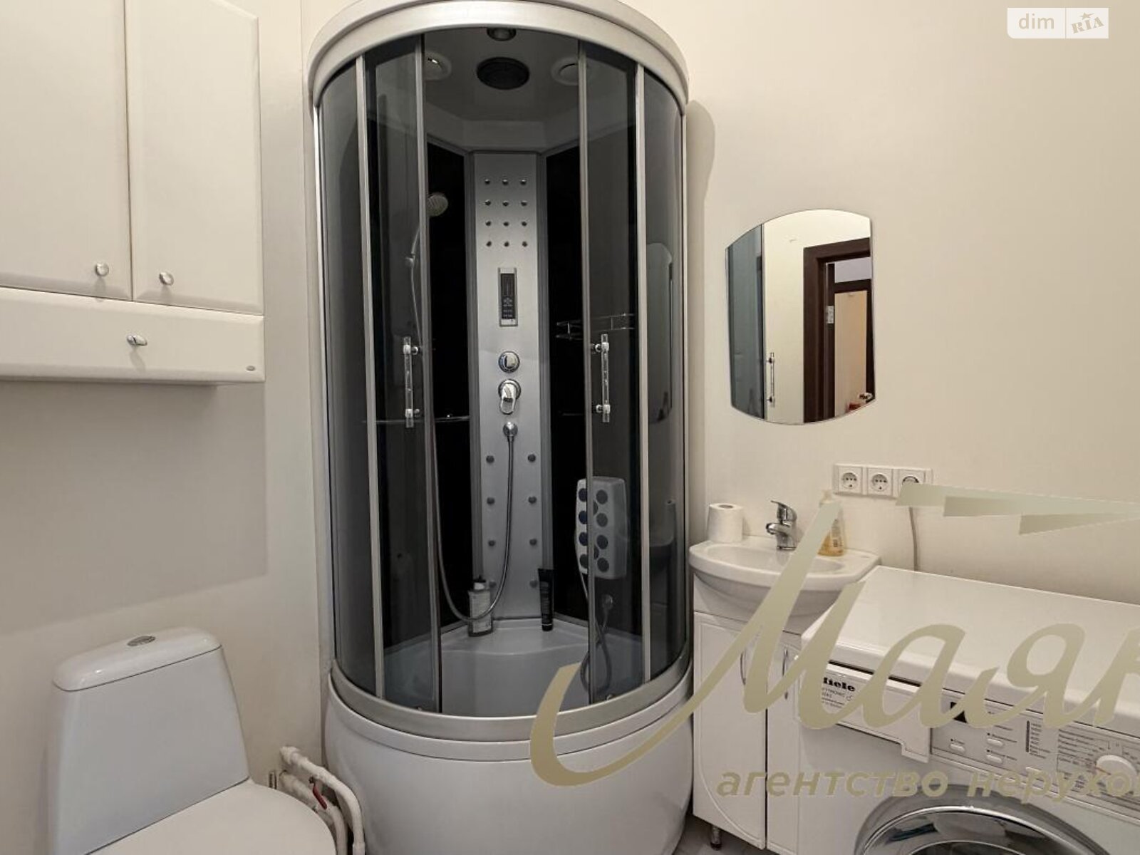 четырехкомнатная квартира в Киеве, район Старый Киев, на ул. Рейтарская 5 в аренду на долгий срок помесячно фото 1