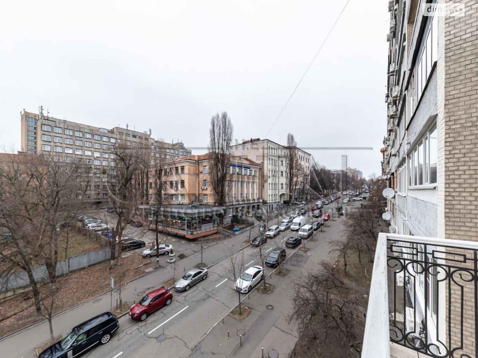 двокімнатна квартира в Києві, район Старий Київ, на вул. Володимирська 1 в довготривалу оренду помісячно фото 1 двокімнатна квартира в Києві, район Старий Київ, на вул. Володимирська 1 в довготривалу оренду помісячно фото 1