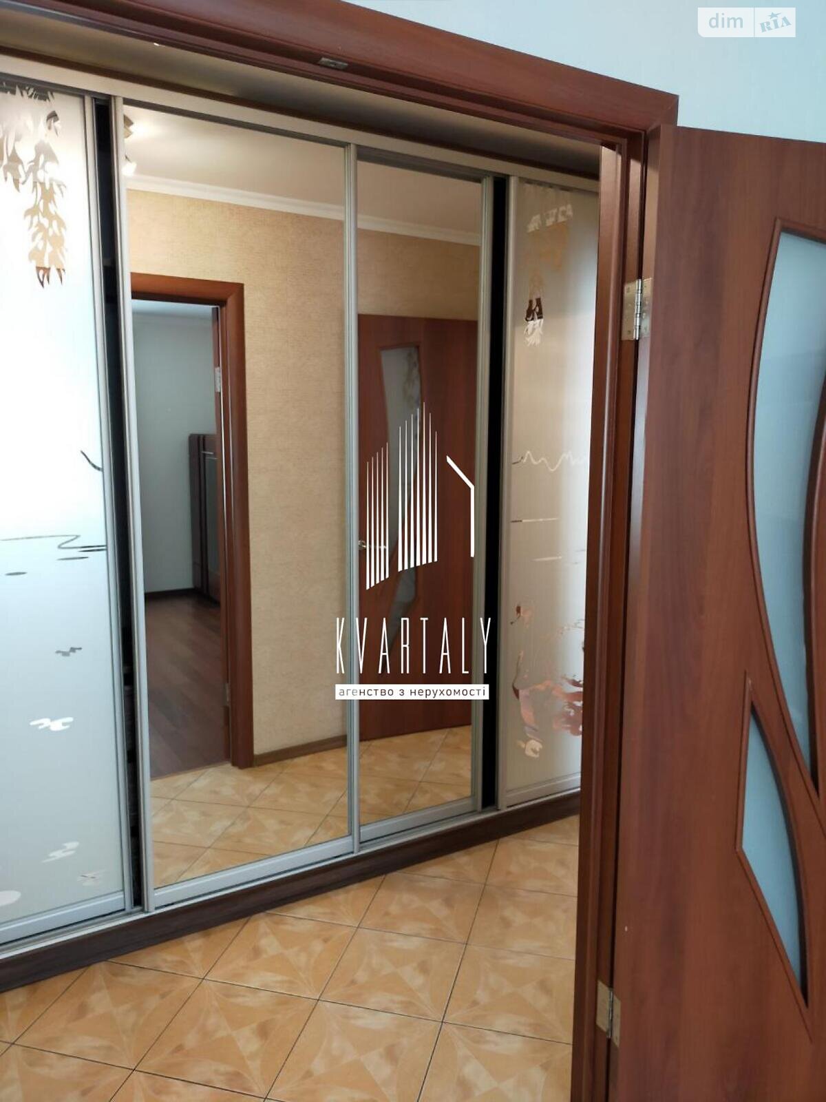 двокімнатна квартира в Києві, на шосе Стратегічне 15 в довготривалу оренду помісячно фото 1 двокімнатна квартира в Києві, на шосе Стратегічне 15 в довготривалу оренду помісячно фото 1