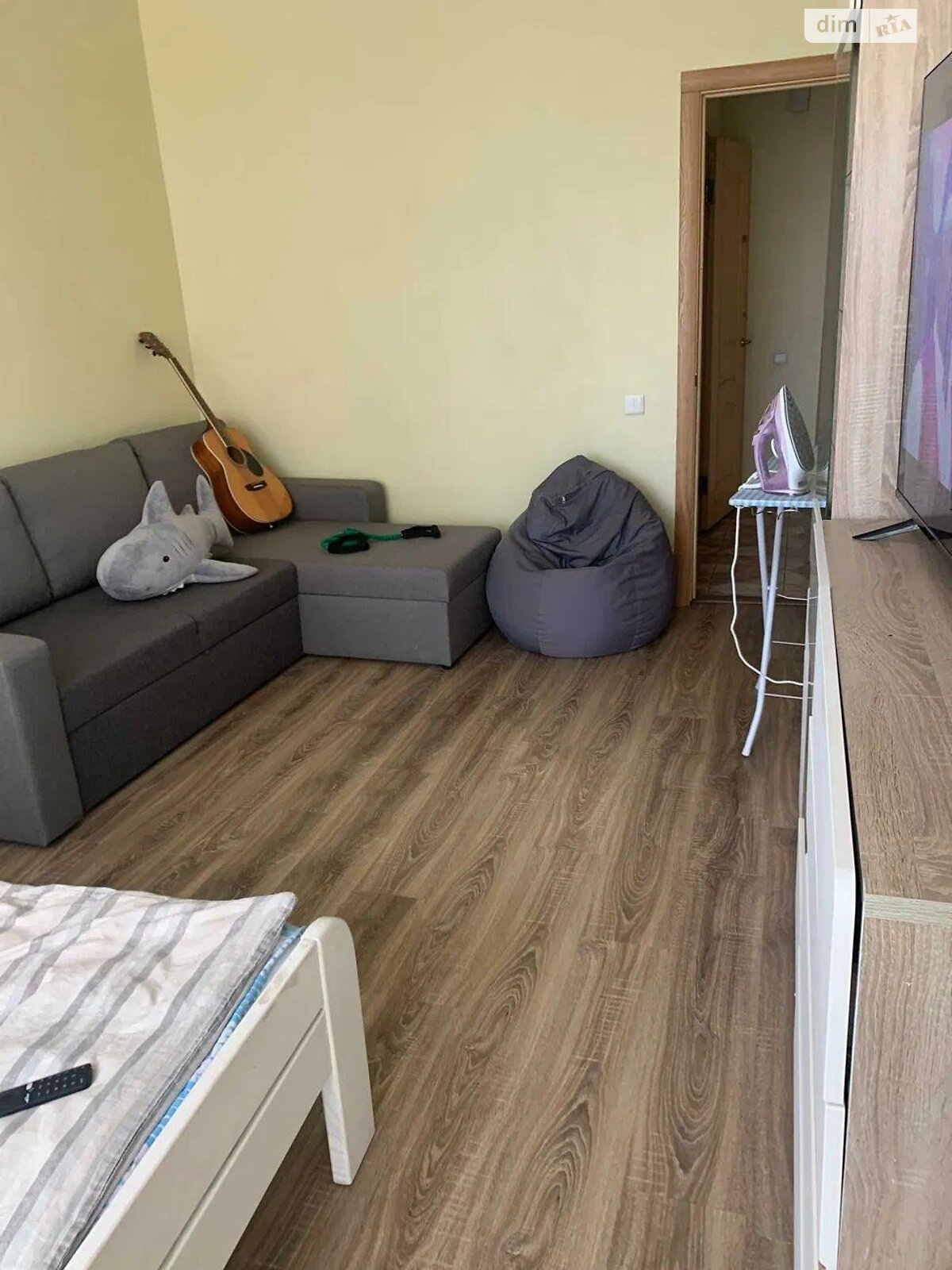 однокімнатна квартира в Києві, район Святошин, на вул. Анатолія Петрицького в довготривалу оренду помісячно фото 1 однокімнатна квартира в Києві, район Святошин, на вул. Анатолія Петрицького в довготривалу оренду помісячно фото 1