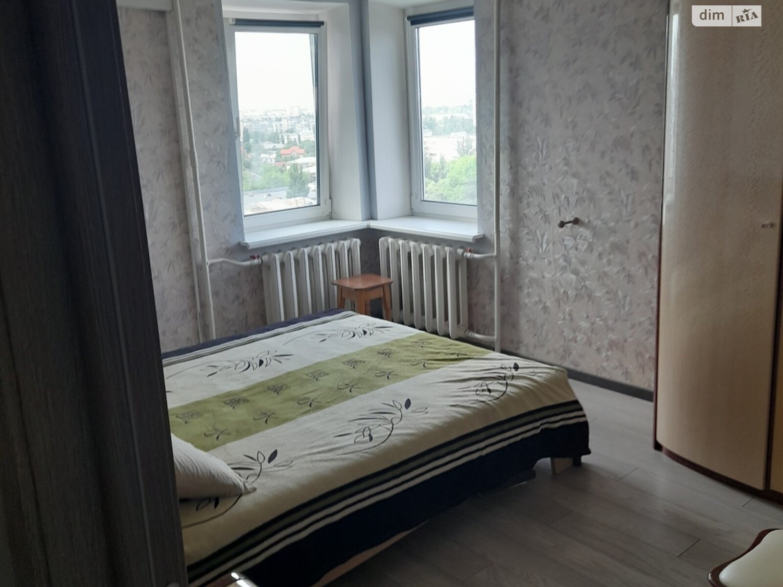 трехкомнатная квартира в Киеве, район Святошино, на просп. Берестейский 89А в аренду на долгий срок помесячно фото 1 трехкомнатная квартира в Киеве, район Святошино, на просп. Берестейский 89А в аренду на долгий срок помесячно фото 1