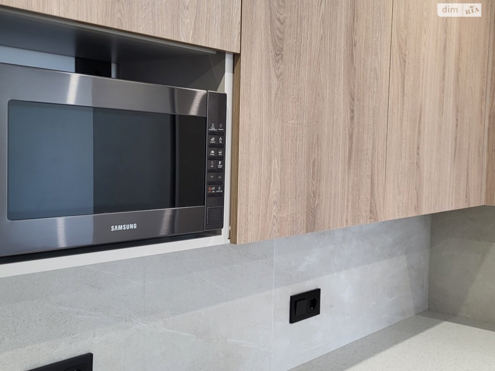 однокімнатна квартира в Києві, район Святошин, на вул. Львівська 15 в довготривалу оренду помісячно фото 1