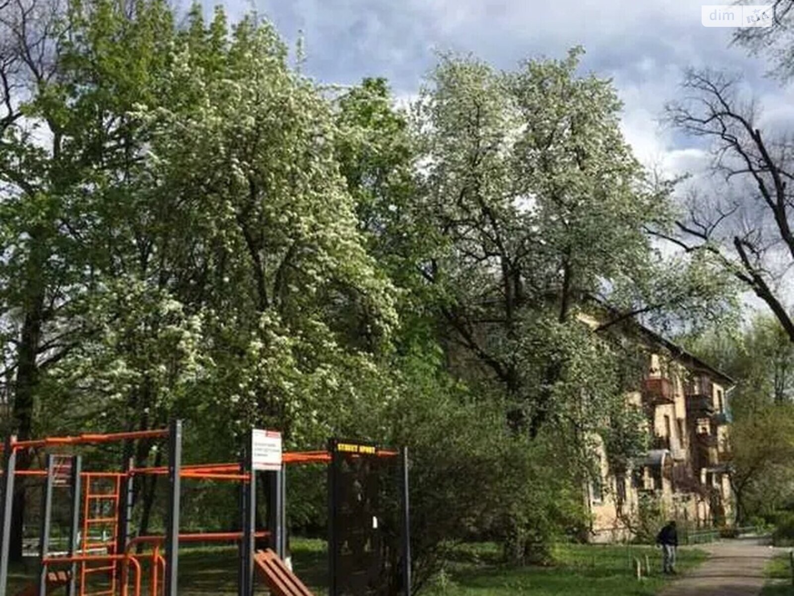 трикімнатна квартира в Києві, район Святошин, на вул. Михайла Котельникова 53А в довготривалу оренду помісячно фото 1 трикімнатна квартира в Києві, район Святошин, на вул. Михайла Котельникова 53А в довготривалу оренду помісячно фото 1
