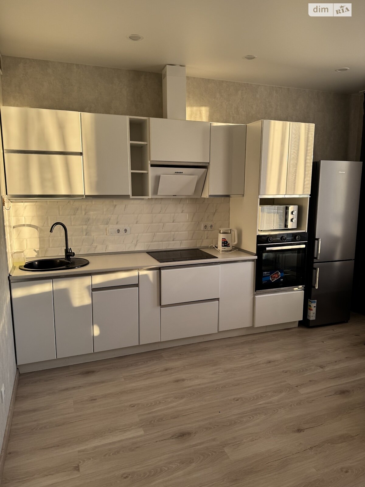 однокімнатна квартира в Києві, район Святошинський, на вул. Бердника Олеся 1Д в довготривалу оренду помісячно фото 1 однокімнатна квартира в Києві, район Святошинський, на вул. Бердника Олеся 1Д в довготривалу оренду помісячно фото 1