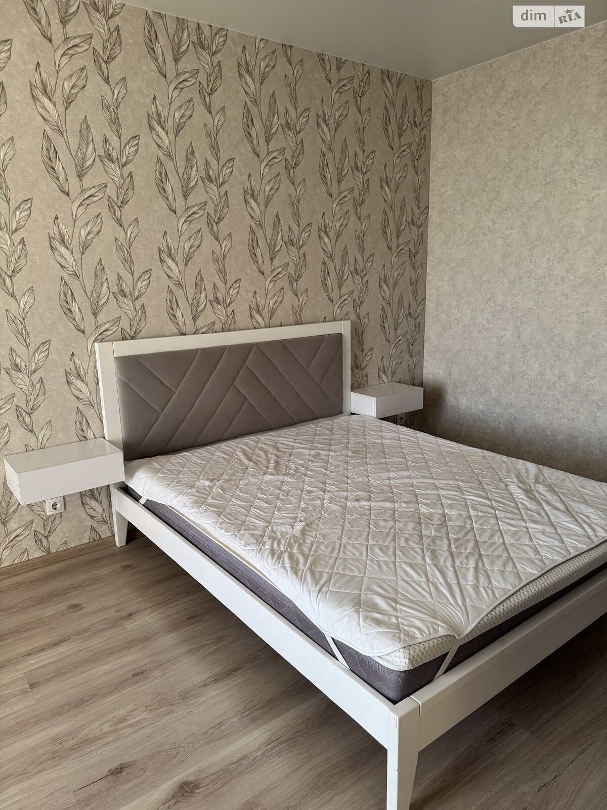 однокімнатна квартира в Києві, район Святошинський, на вул. Бердника Олеся 1Д в довготривалу оренду помісячно фото 1 однокімнатна квартира в Києві, район Святошинський, на вул. Бердника Олеся 1Д в довготривалу оренду помісячно фото 1