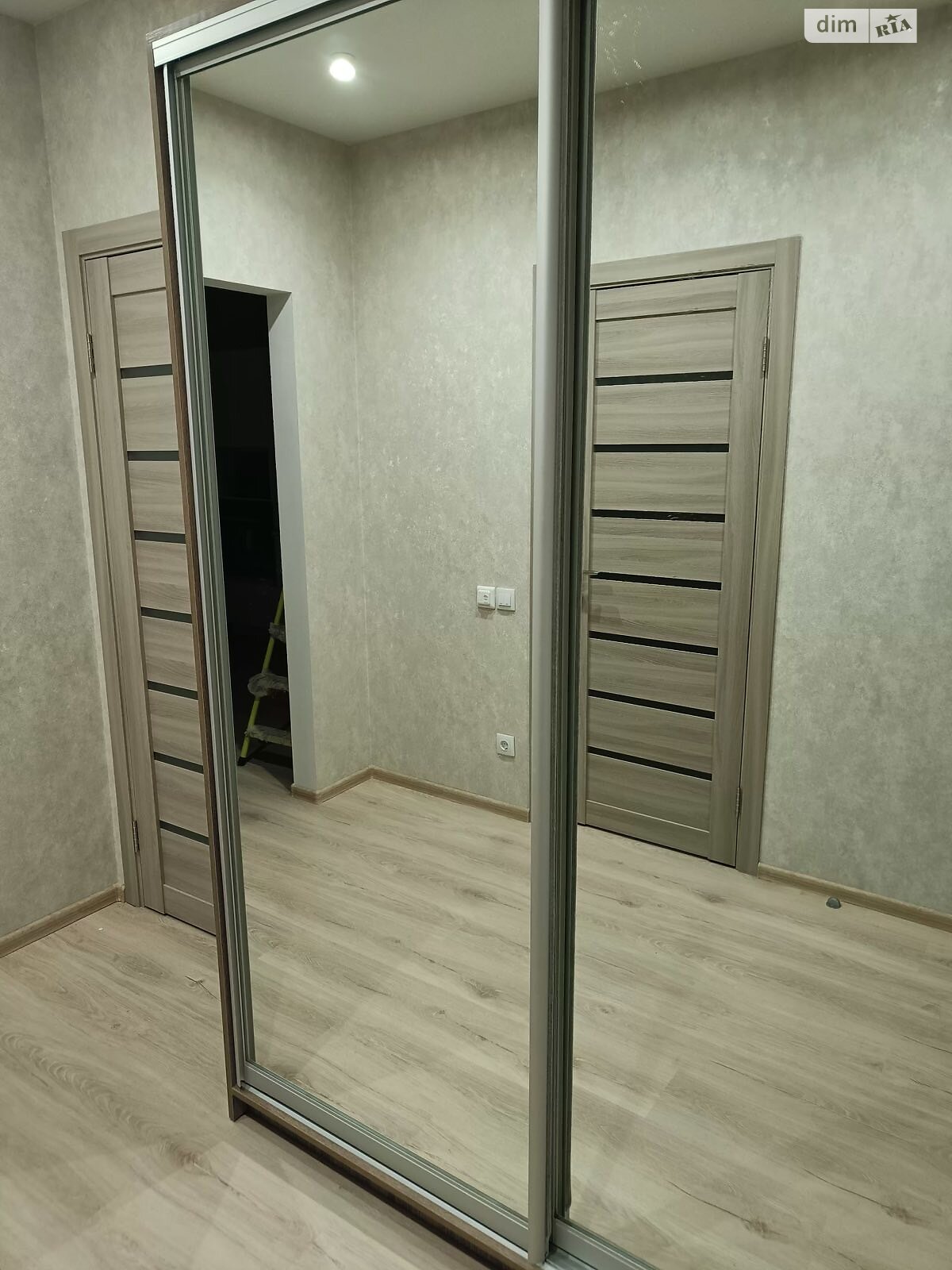 однокімнатна квартира в Києві, район Святошинський, на вул. Бердника Олеся 1Д в довготривалу оренду помісячно фото 1 однокімнатна квартира в Києві, район Святошинський, на вул. Бердника Олеся 1Д в довготривалу оренду помісячно фото 1