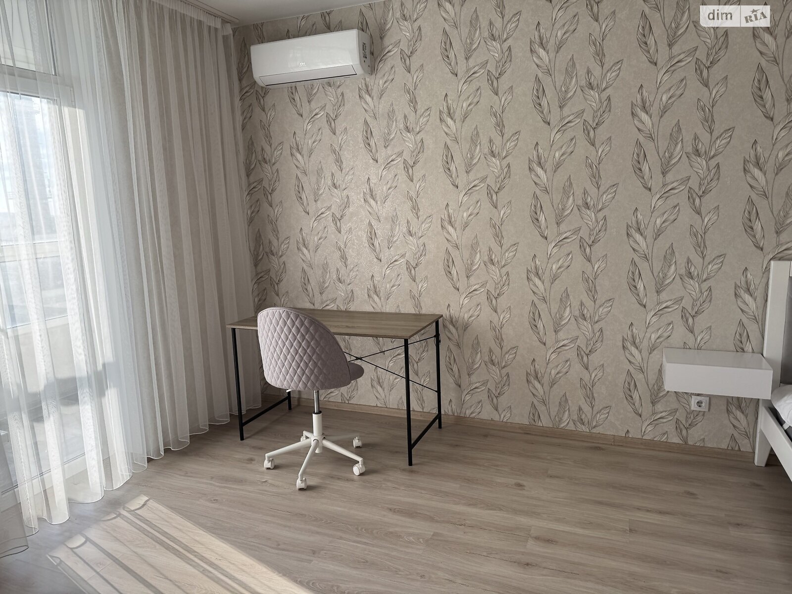 однокімнатна квартира в Києві, район Святошинський, на вул. Бердника Олеся 1Д в довготривалу оренду помісячно фото 1 однокімнатна квартира в Києві, район Святошинський, на вул. Бердника Олеся 1Д в довготривалу оренду помісячно фото 1