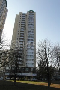 трехкомнатная квартира в Киеве, район Святошинский, на бул. Николая Руденко в аренду на долгий срок помесячно фото 2