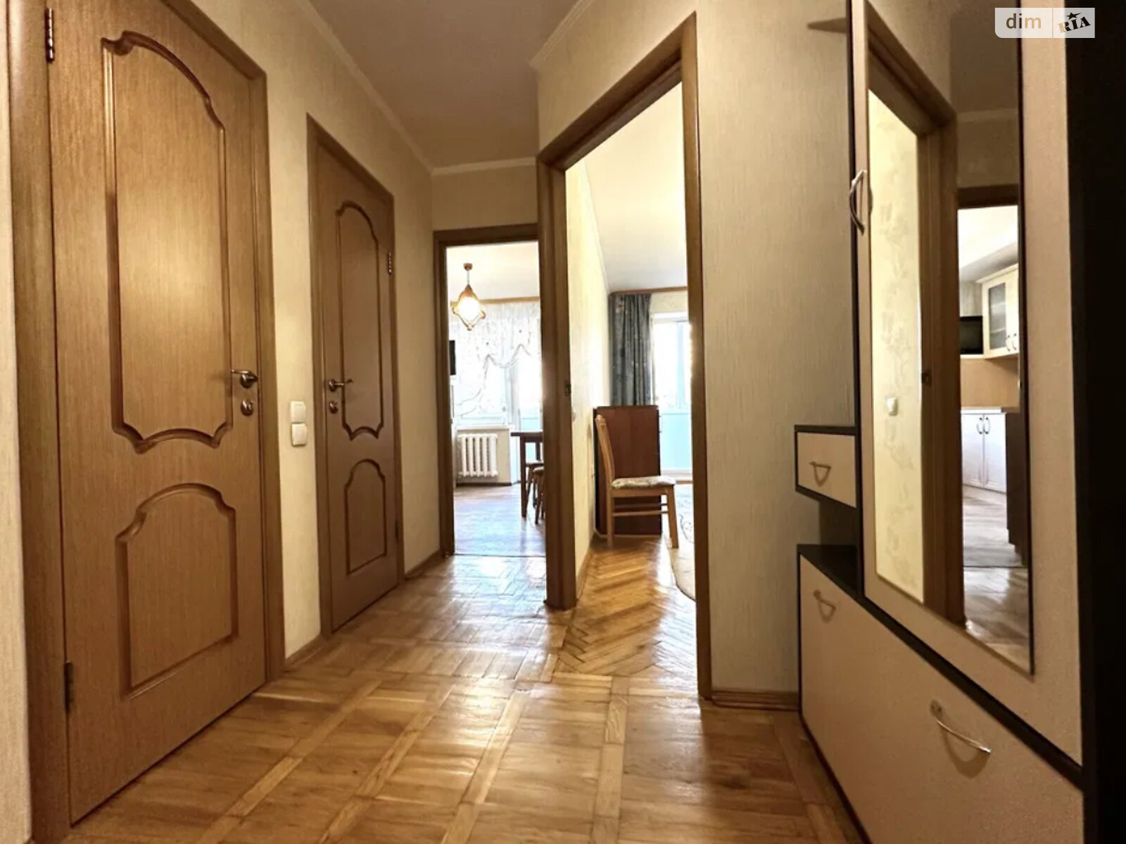 однокімнатна квартира в Києві, район Святошинський, на просп. Леся Курбаса 3 в довготривалу оренду помісячно фото 1 однокімнатна квартира в Києві, район Святошинський, на просп. Леся Курбаса 3 в довготривалу оренду помісячно фото 1