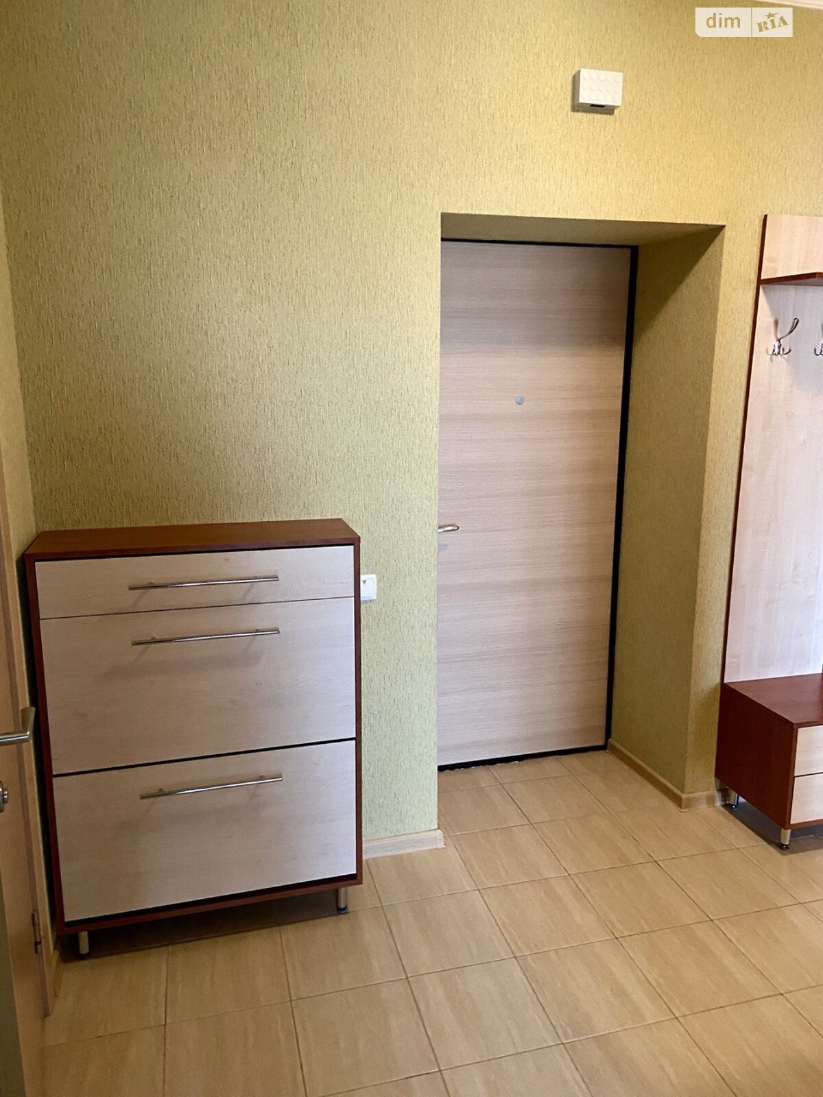 однокомнатная квартира в Киеве, район Святошинский, на ул. Лобановского 15 в аренду на долгий срок помесячно фото 1 однокомнатная квартира в Киеве, район Святошинский, на ул. Лобановского 15 в аренду на долгий срок помесячно фото 1