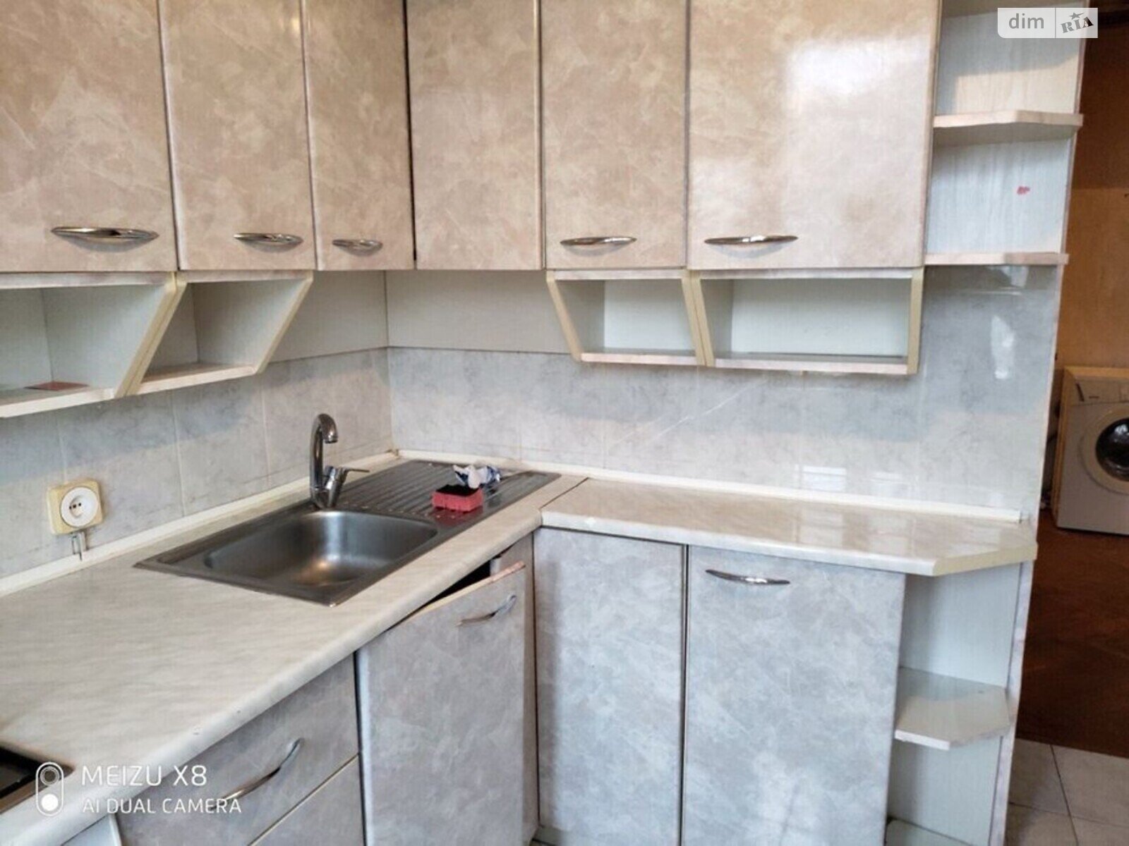 чотирикімнатна квартира в Києві, район Святошинський, на пл. Львівська 22 в довготривалу оренду помісячно фото 1 чотирикімнатна квартира в Києві, район Святошинський, на пл. Львівська 22 в довготривалу оренду помісячно фото 1