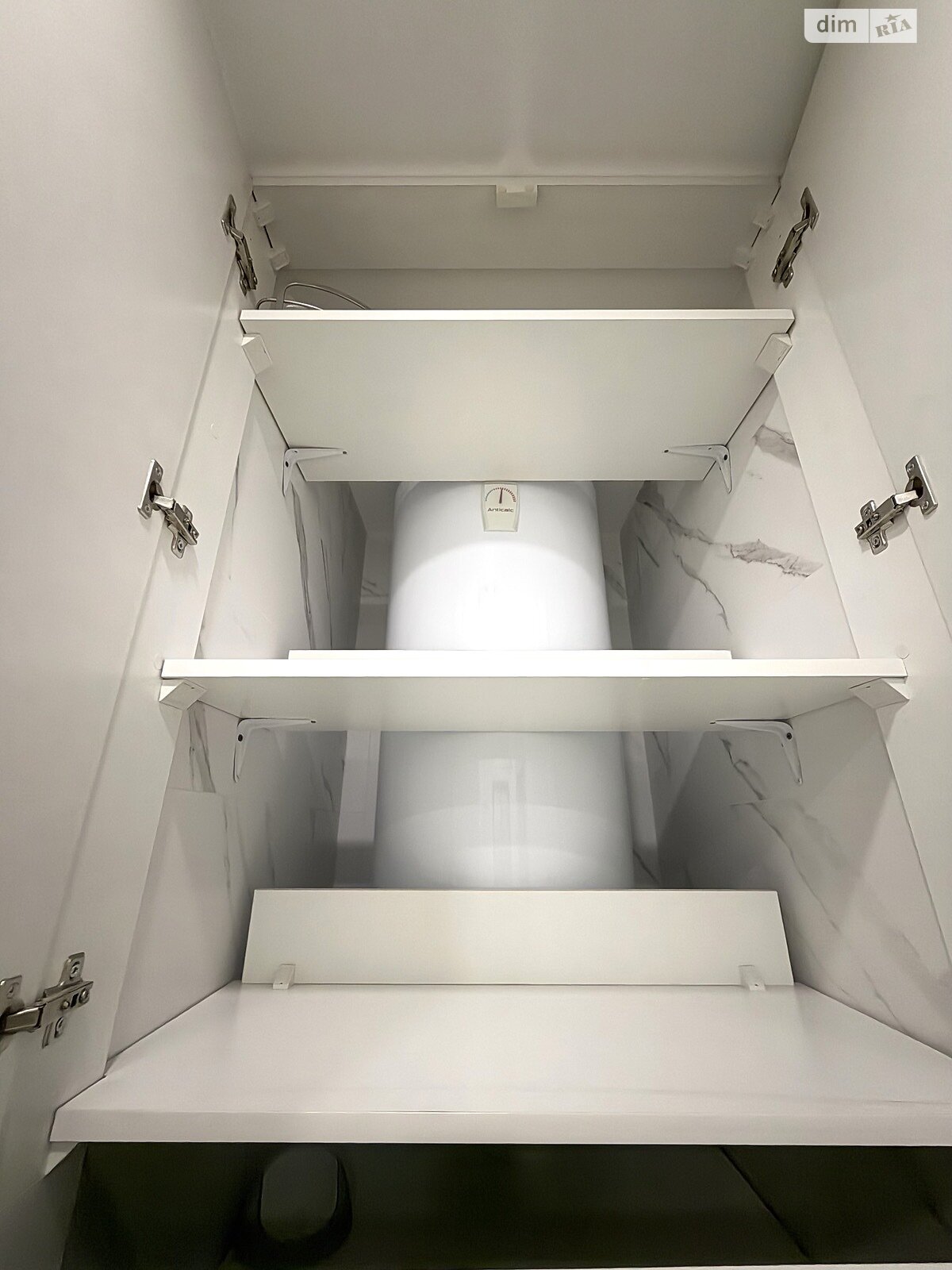 однокомнатная квартира в Киеве, район Святошинский, на ул. Николая Ушакова 1Д в аренду на долгий срок помесячно фото 1