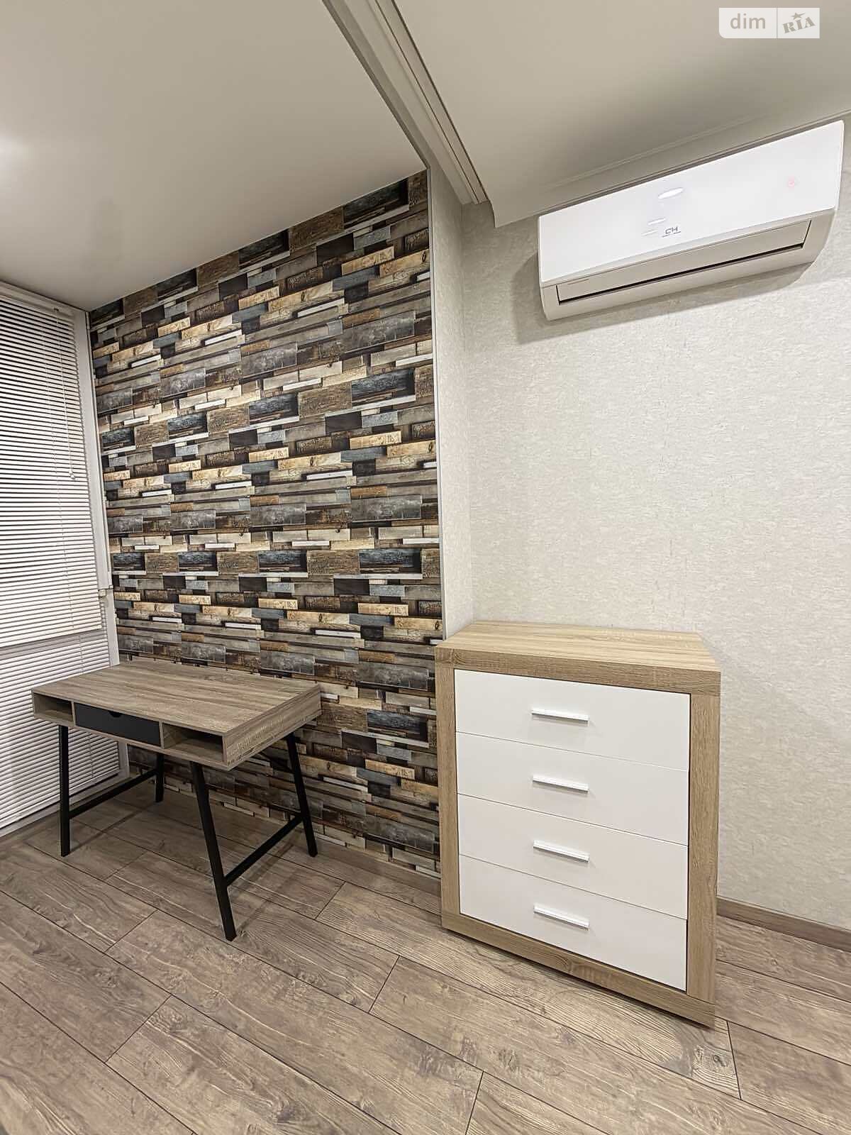 однокомнатная квартира в Киеве, район Святошинский, на ул. Николая Ушакова 1Д в аренду на долгий срок помесячно фото 1