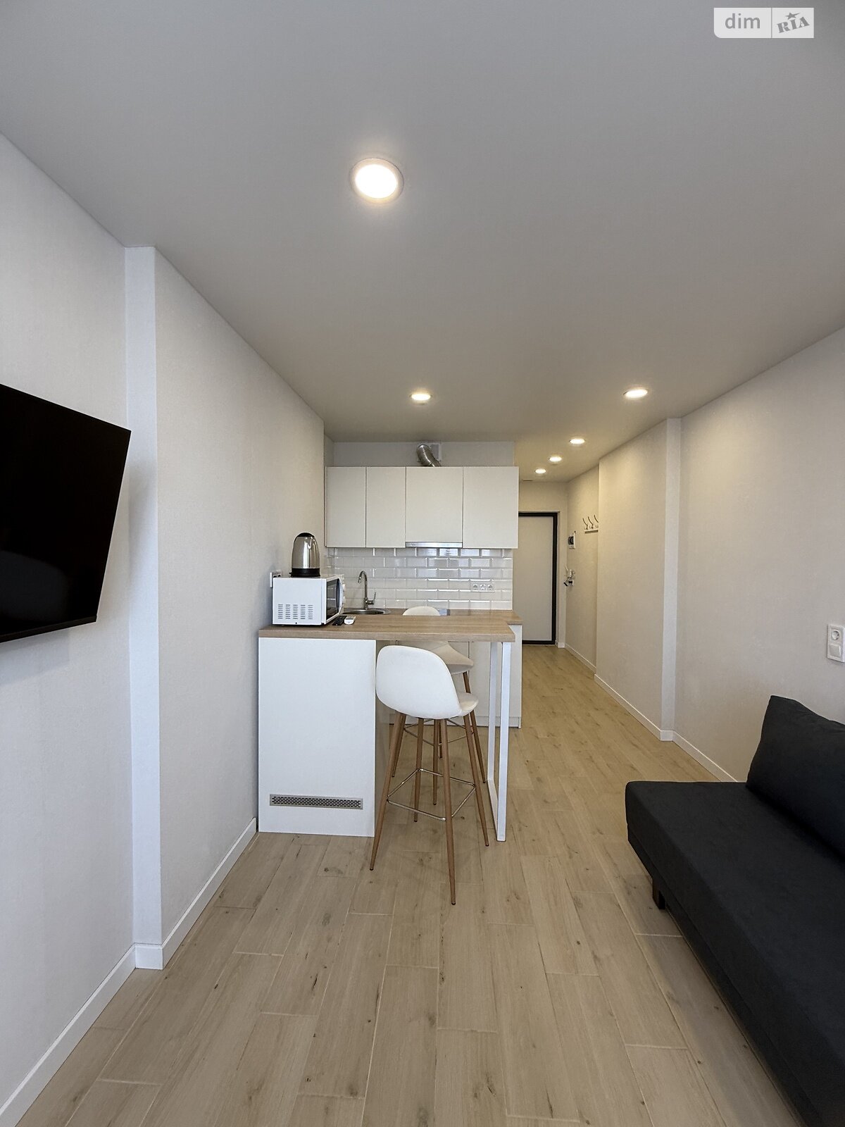 однокомнатная квартира в Киеве, район Святошинский, на ул. Олега Мудрака 1Б в аренду на долгий срок помесячно фото 1 однокомнатная квартира в Киеве, район Святошинский, на ул. Олега Мудрака 1Б в аренду на долгий срок помесячно фото 1