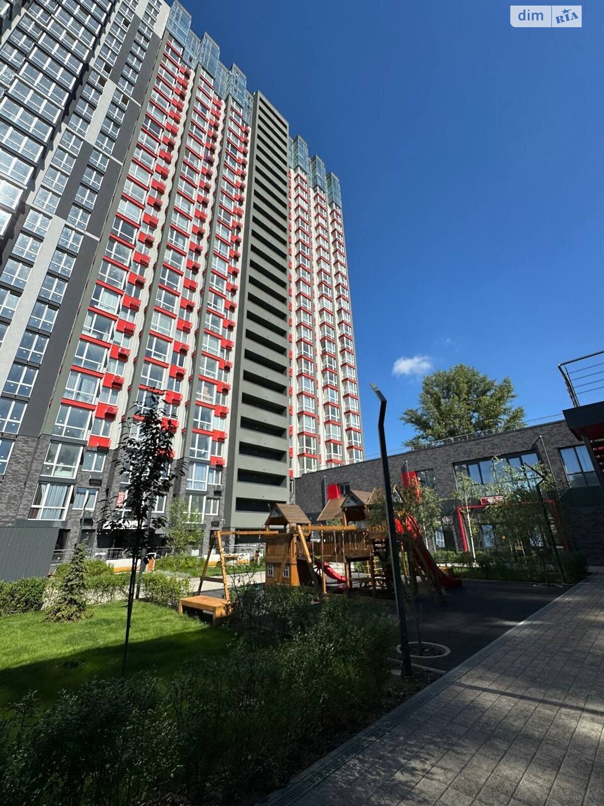 однокомнатная квартира в Киеве, район Святошинский, на ул. Олега Мудрака 1Б в аренду на долгий срок помесячно фото 1 однокомнатная квартира в Киеве, район Святошинский, на ул. Олега Мудрака 1Б в аренду на долгий срок помесячно фото 1