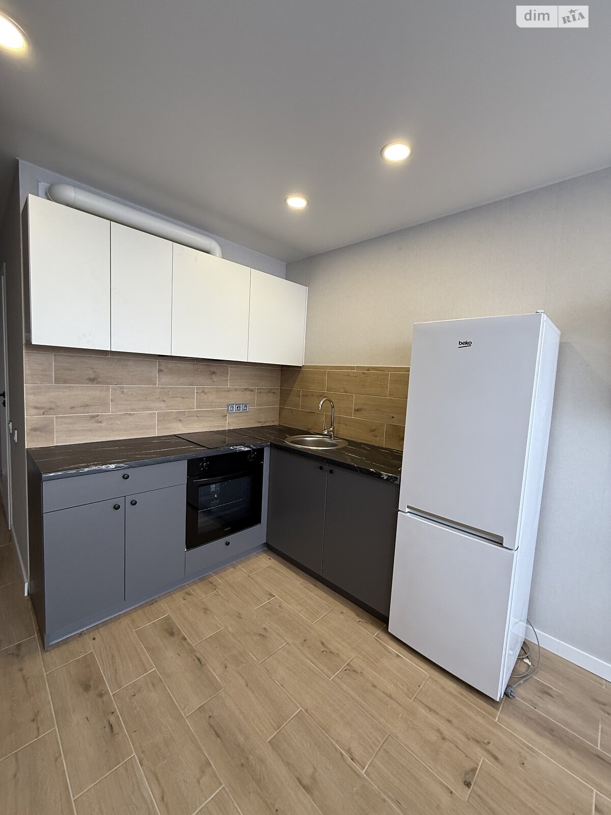 однокімнатна квартира в Києві, район Святошинський, на вул. Олега Мудрака 1Б в довготривалу оренду помісячно фото 1 однокімнатна квартира в Києві, район Святошинський, на вул. Олега Мудрака 1Б в довготривалу оренду помісячно фото 1