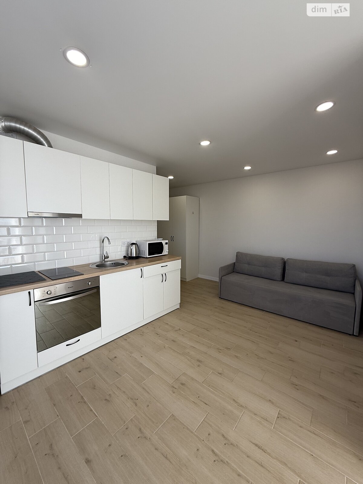 однокімнатна квартира в Києві, район Святошинський, на вул. Олега Мудрака 1Б в довготривалу оренду помісячно фото 1 однокімнатна квартира в Києві, район Святошинський, на вул. Олега Мудрака 1Б в довготривалу оренду помісячно фото 1