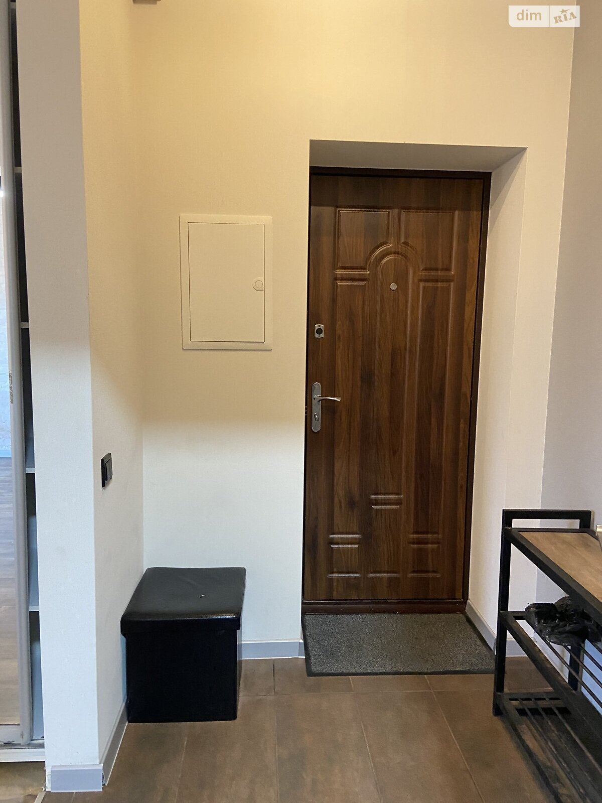 однокімнатна квартира в Києві, район Святошинський, на вул. Осіння 59 в довготривалу оренду помісячно фото 1 однокімнатна квартира в Києві, район Святошинський, на вул. Осіння 59 в довготривалу оренду помісячно фото 1