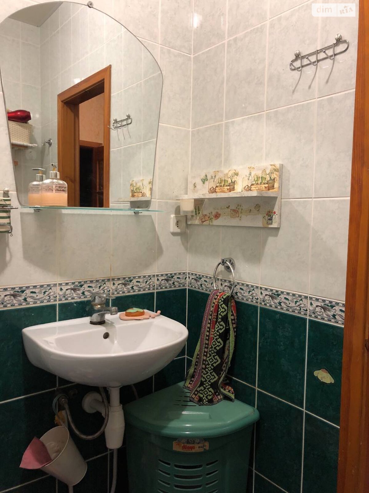 однокомнатная квартира в Киеве, район Святошинский, на ул. Верховинная в аренду на долгий срок помесячно фото 1 однокомнатная квартира в Киеве, район Святошинский, на ул. Верховинная в аренду на долгий срок помесячно фото 1