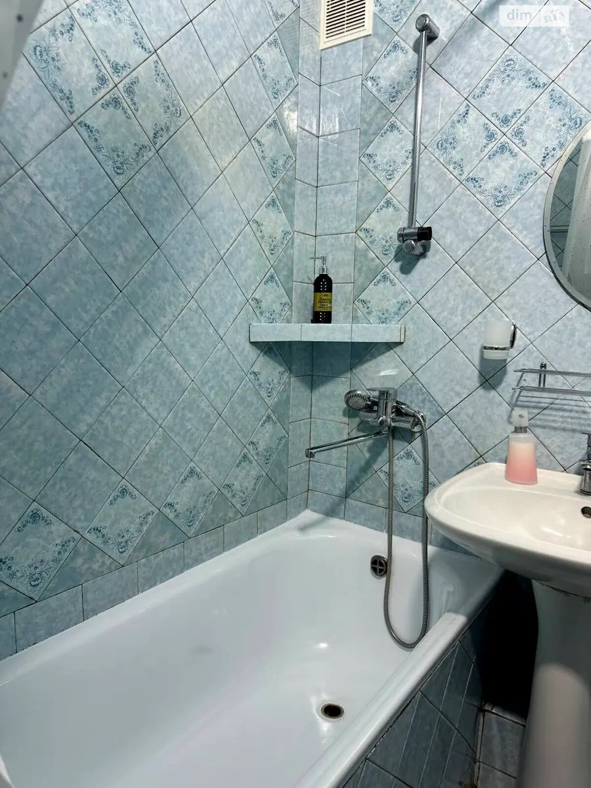 двухкомнатная квартира в Киеве, район Сырец, на ул. Академика Щусева 33 в аренду на долгий срок помесячно фото 1