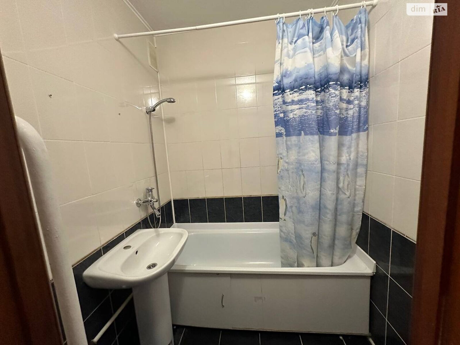 двокімнатна квартира в Києві, район Сирець, на вул. Бакинська 37Г в довготривалу оренду помісячно фото 1