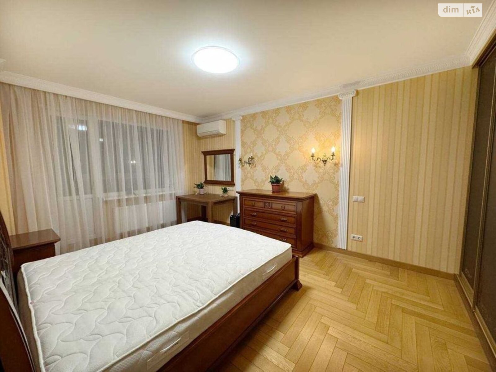 двухкомнатная квартира в Киеве, район Сырец, на ул. Ивана Гонты 7 в аренду на долгий срок помесячно фото 1 двухкомнатная квартира в Киеве, район Сырец, на ул. Ивана Гонты 7 в аренду на долгий срок помесячно фото 1