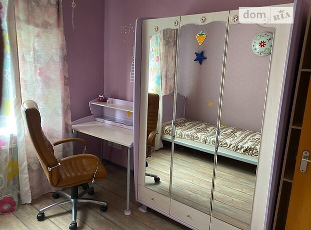 трехкомнатная квартира с мебелью в Киеве, район Сырец, на ул. Котовского 47 в аренду на долгий срок помесячно фото 1