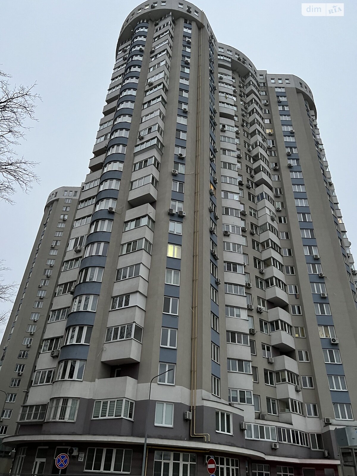 трикімнатна квартира в Києві, район Сирець, на вул. Ризька 73Г в довготривалу оренду помісячно фото 1 трикімнатна квартира в Києві, район Сирець, на вул. Ризька 73Г в довготривалу оренду помісячно фото 1