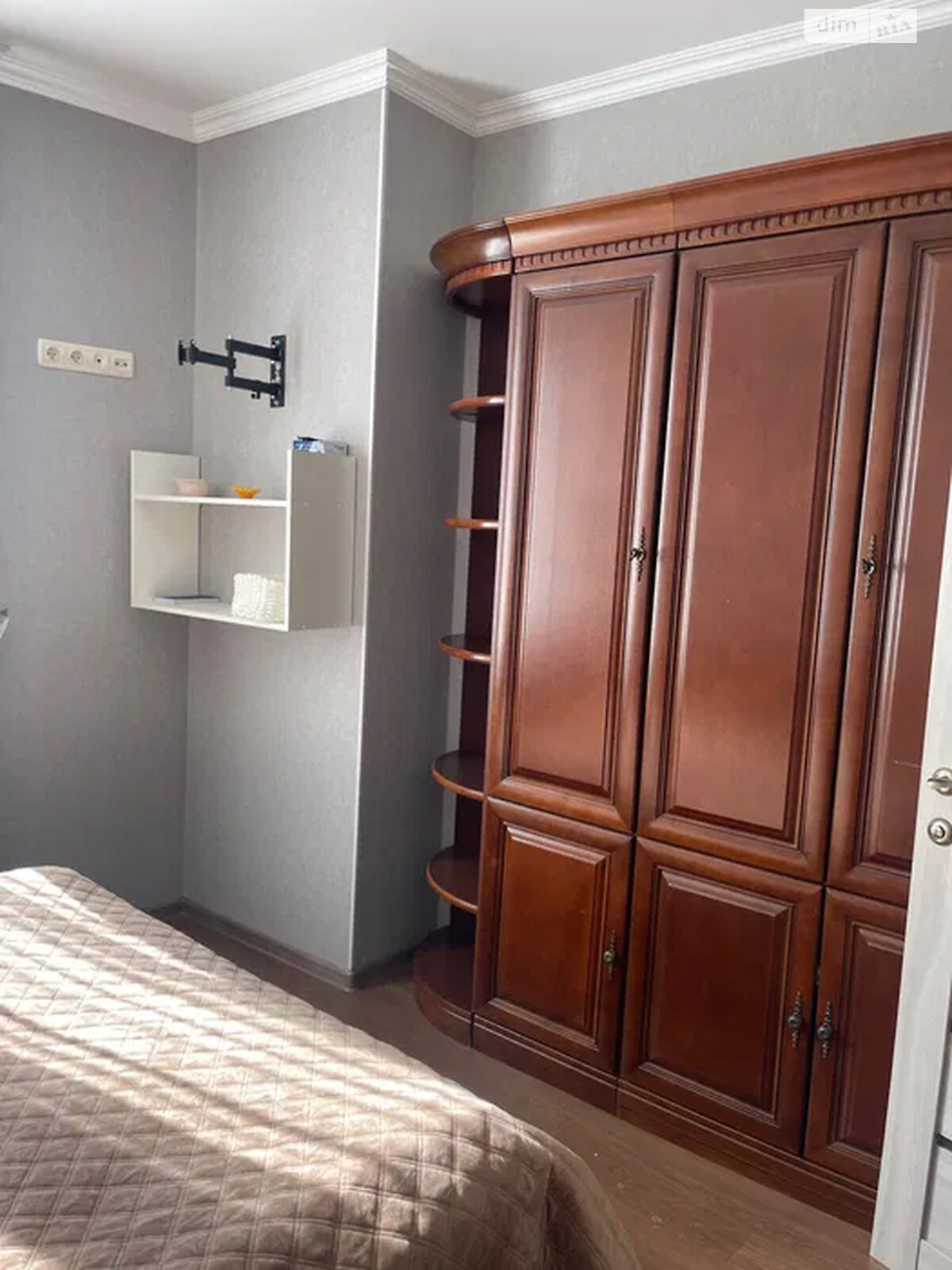 однокімнатна квартира в Києві, район Сирець, на вул. Ризька 73 в довготривалу оренду помісячно фото 1 однокімнатна квартира в Києві, район Сирець, на вул. Ризька 73 в довготривалу оренду помісячно фото 1
