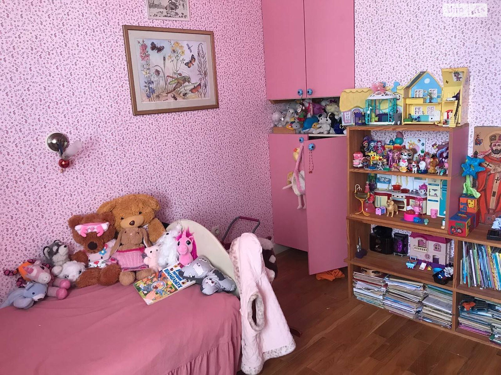 трикімнатна квартира в Києві, район Сирець, на вул. Степана Руданського 4-6 в довготривалу оренду помісячно фото 1 трикімнатна квартира в Києві, район Сирець, на вул. Степана Руданського 4-6 в довготривалу оренду помісячно фото 1