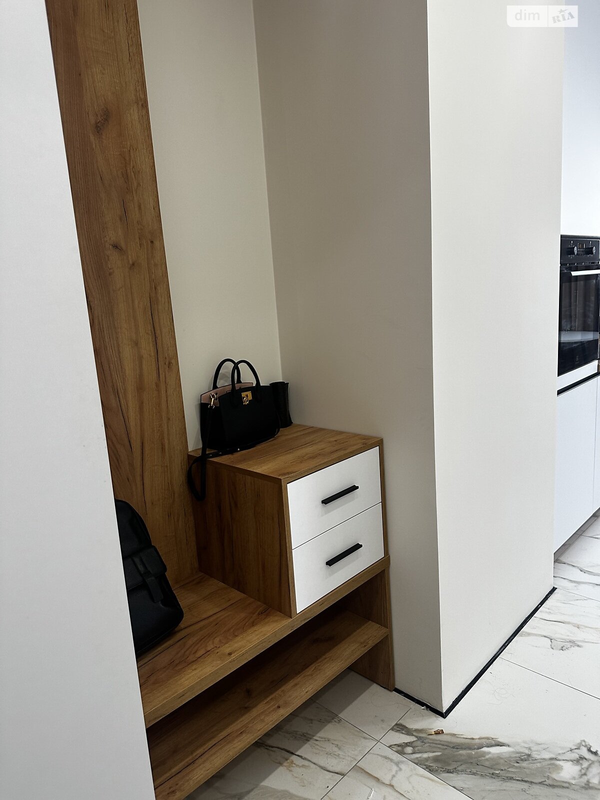 однокомнатная квартира в Киеве, район Теличка, на шоссе Столичное 1 в аренду на долгий срок помесячно фото 1