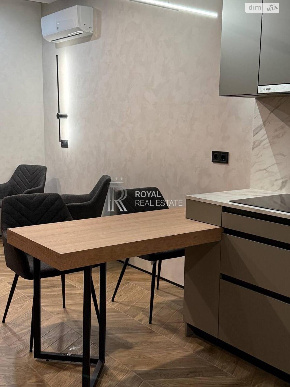 однокомнатная квартира в Киеве, район Теличка, на шоссе Столичное 5А в аренду на долгий срок помесячно фото 1